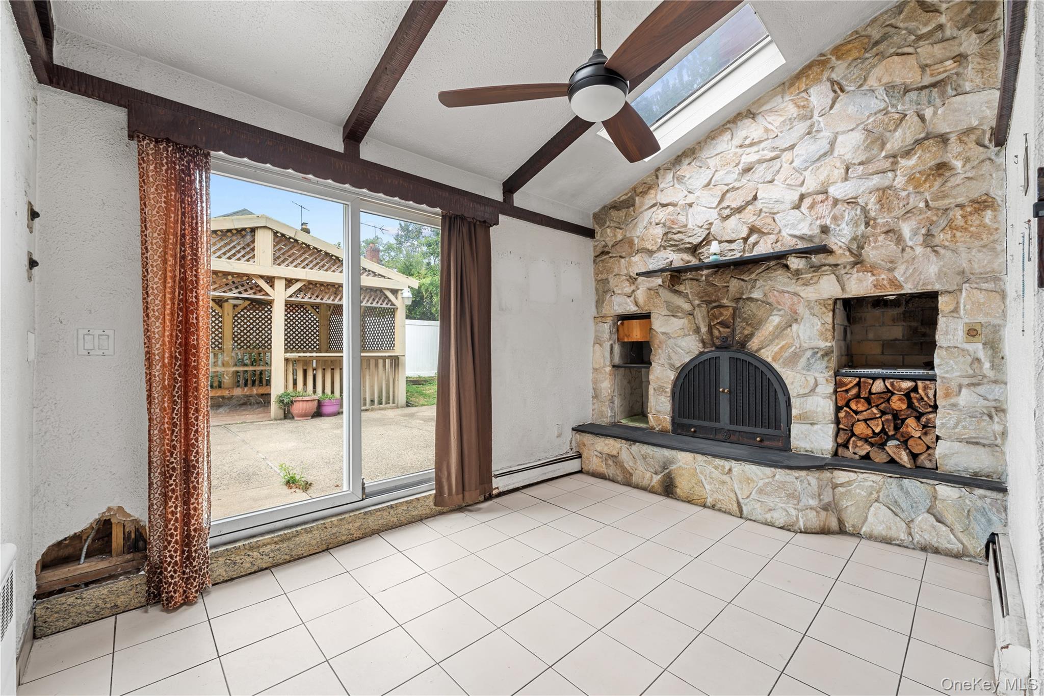 311 Hamilton Avenue, Hewlett, NY 11557