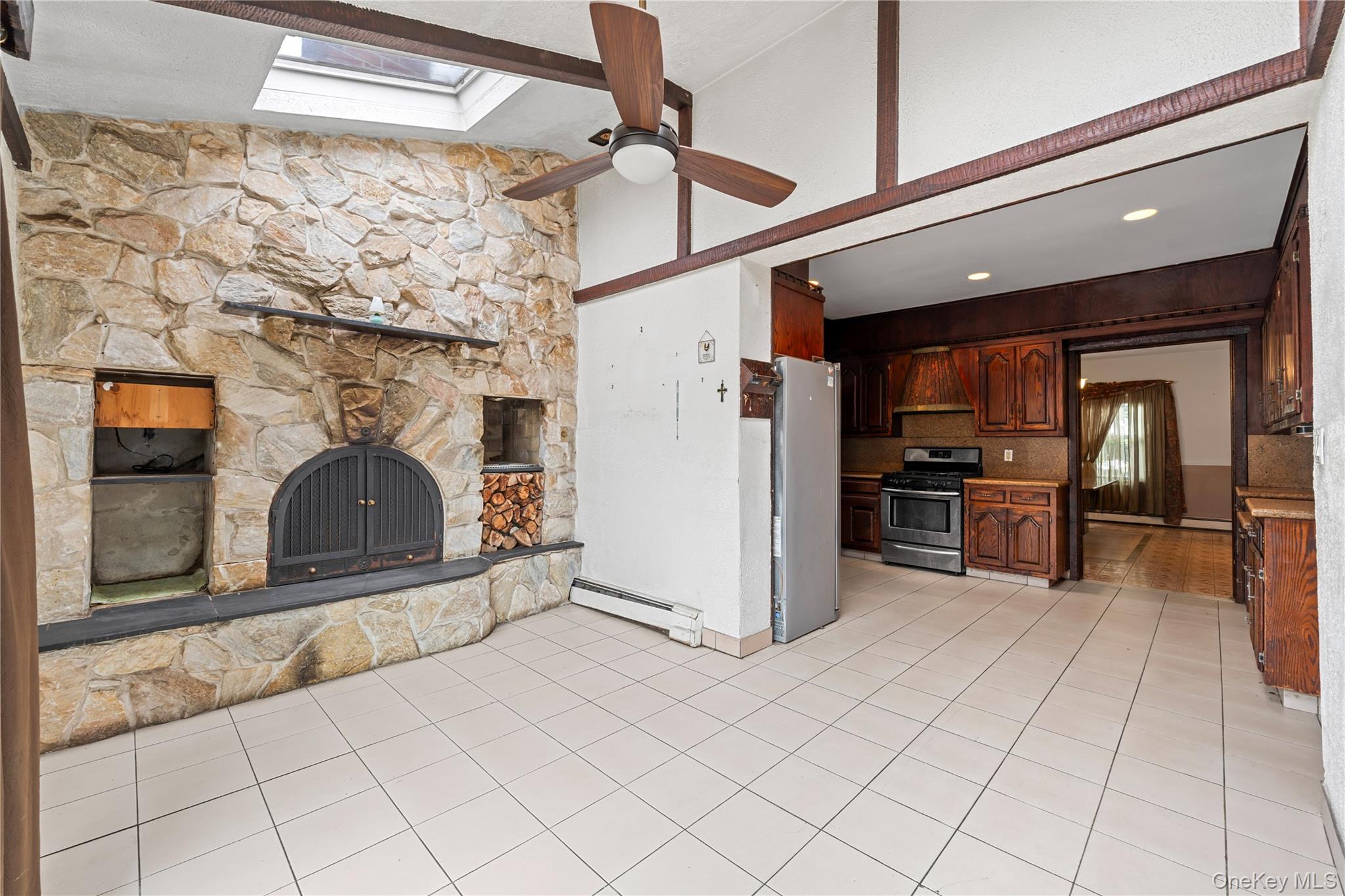 311 Hamilton Avenue, Hewlett, NY 11557