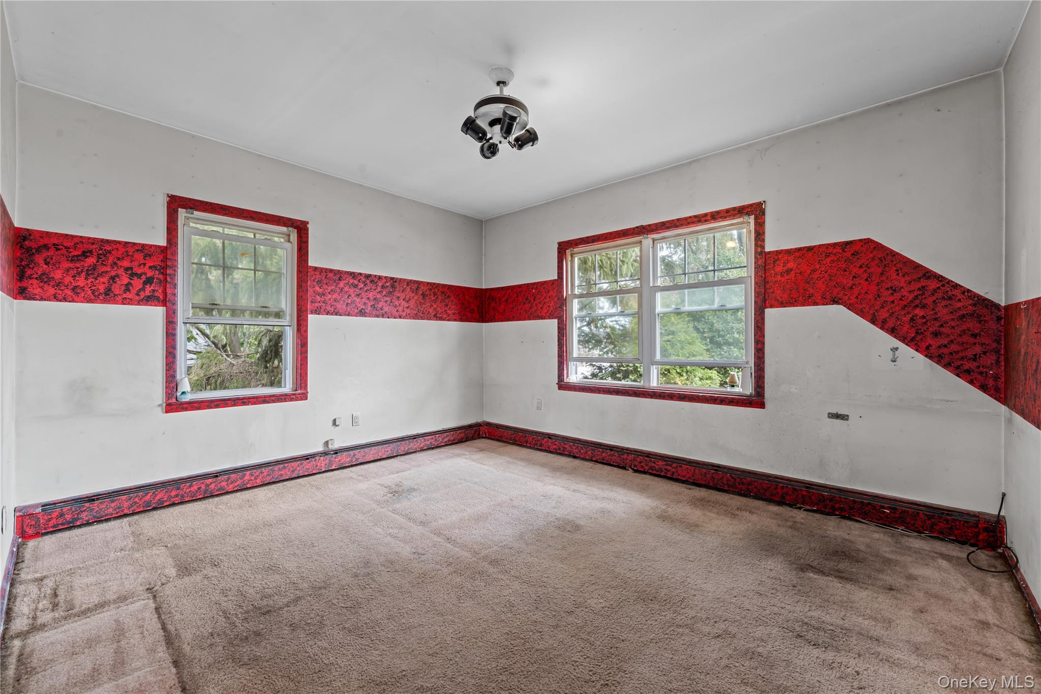 311 Hamilton Avenue, Hewlett, NY 11557