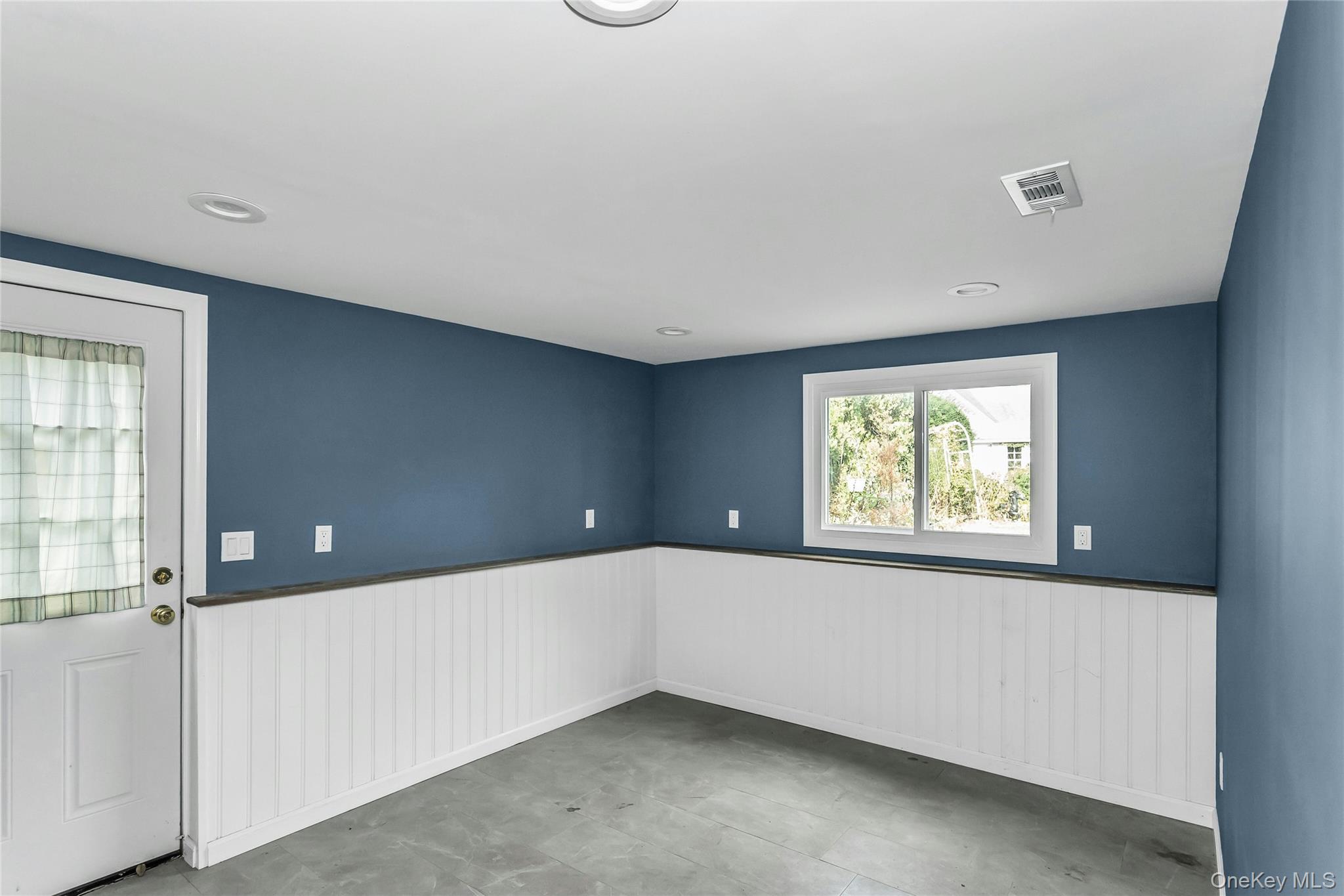 46 Elmtree Lane, Jericho, NY 11753