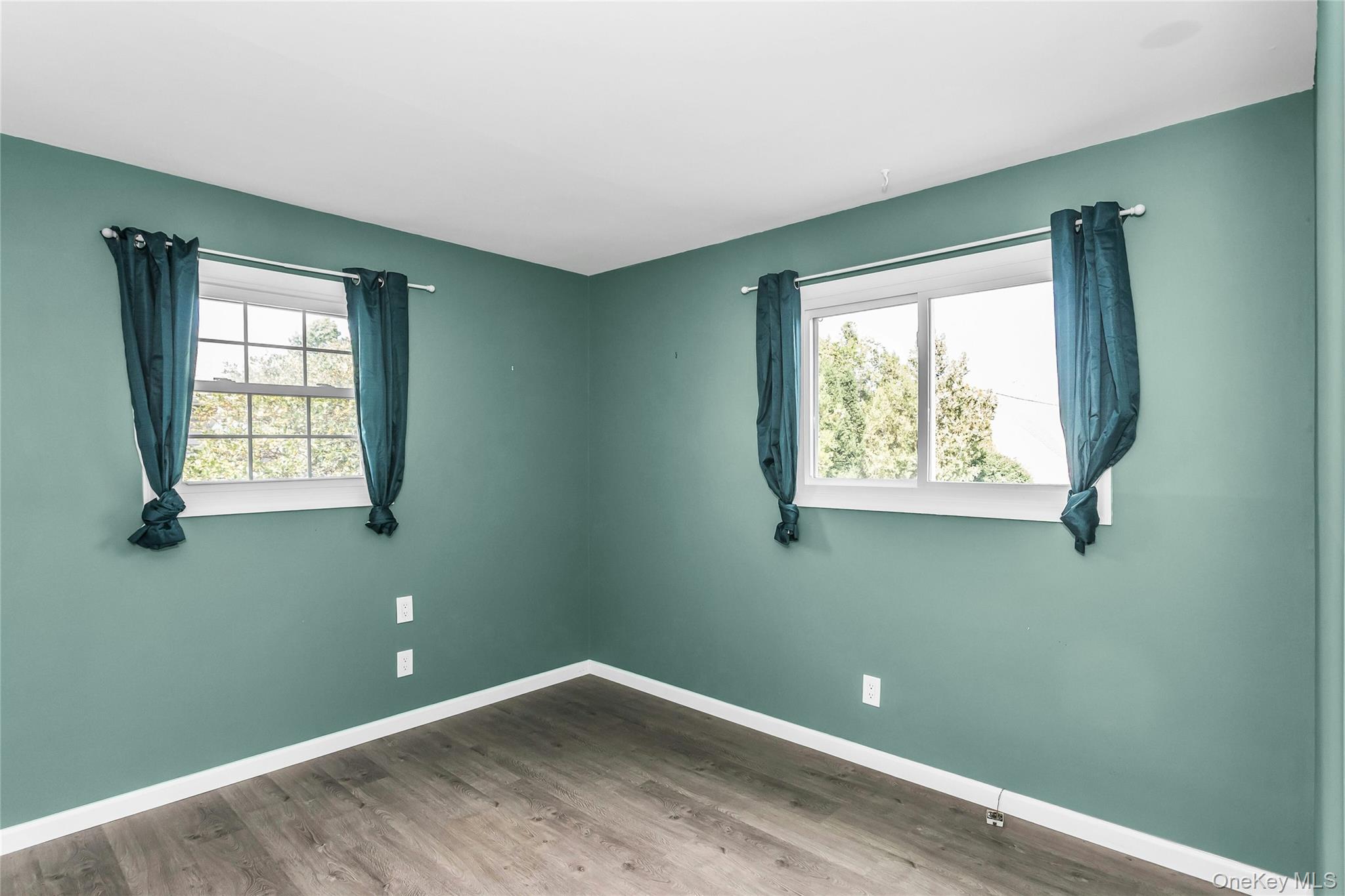 46 Elmtree Lane, Jericho, NY 11753