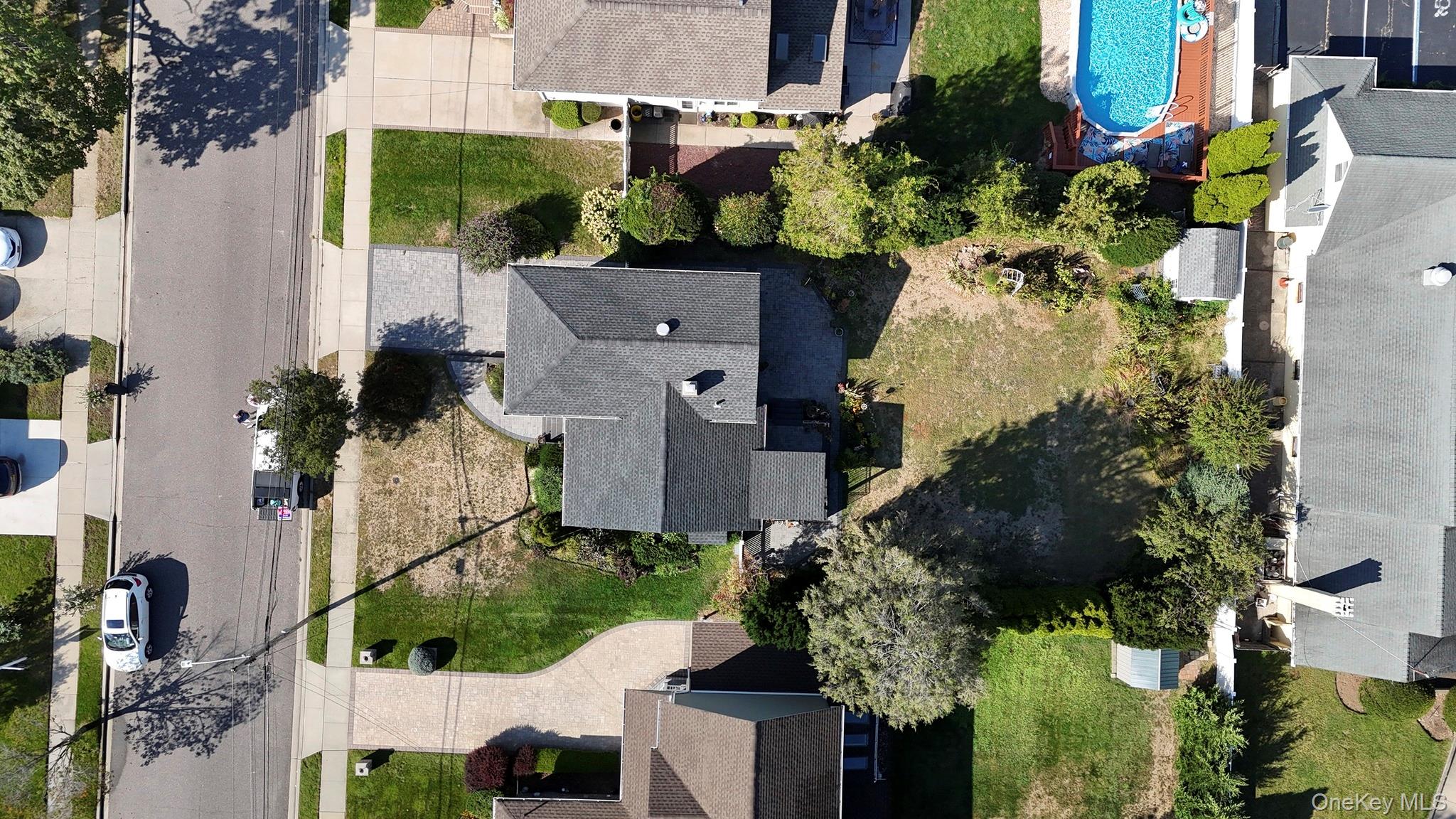 46 Elmtree Lane, Jericho, NY 11753