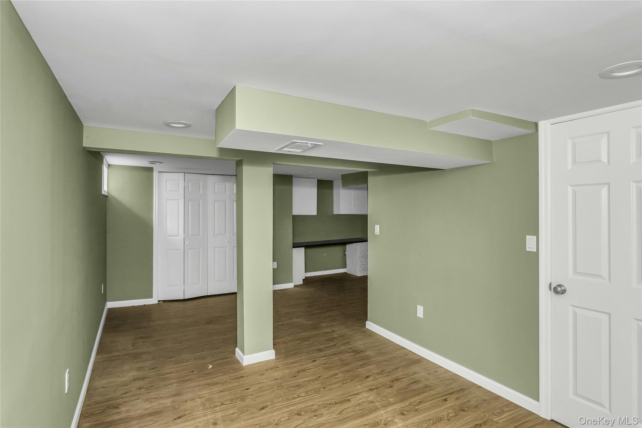 46 Elmtree Lane, Jericho, NY 11753