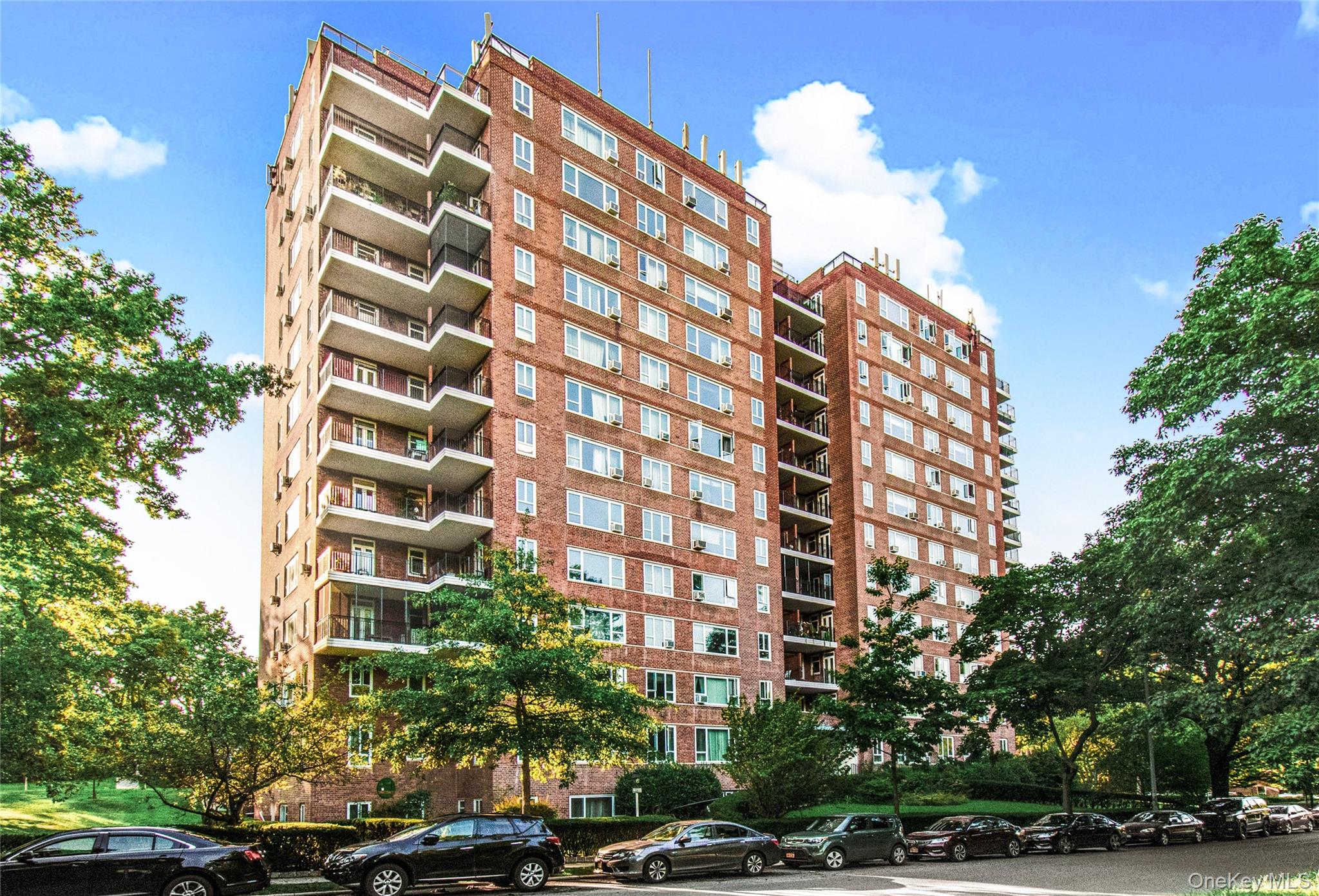 5355 Henry Hudson Parkway # 1A, Bronx, NY 10471