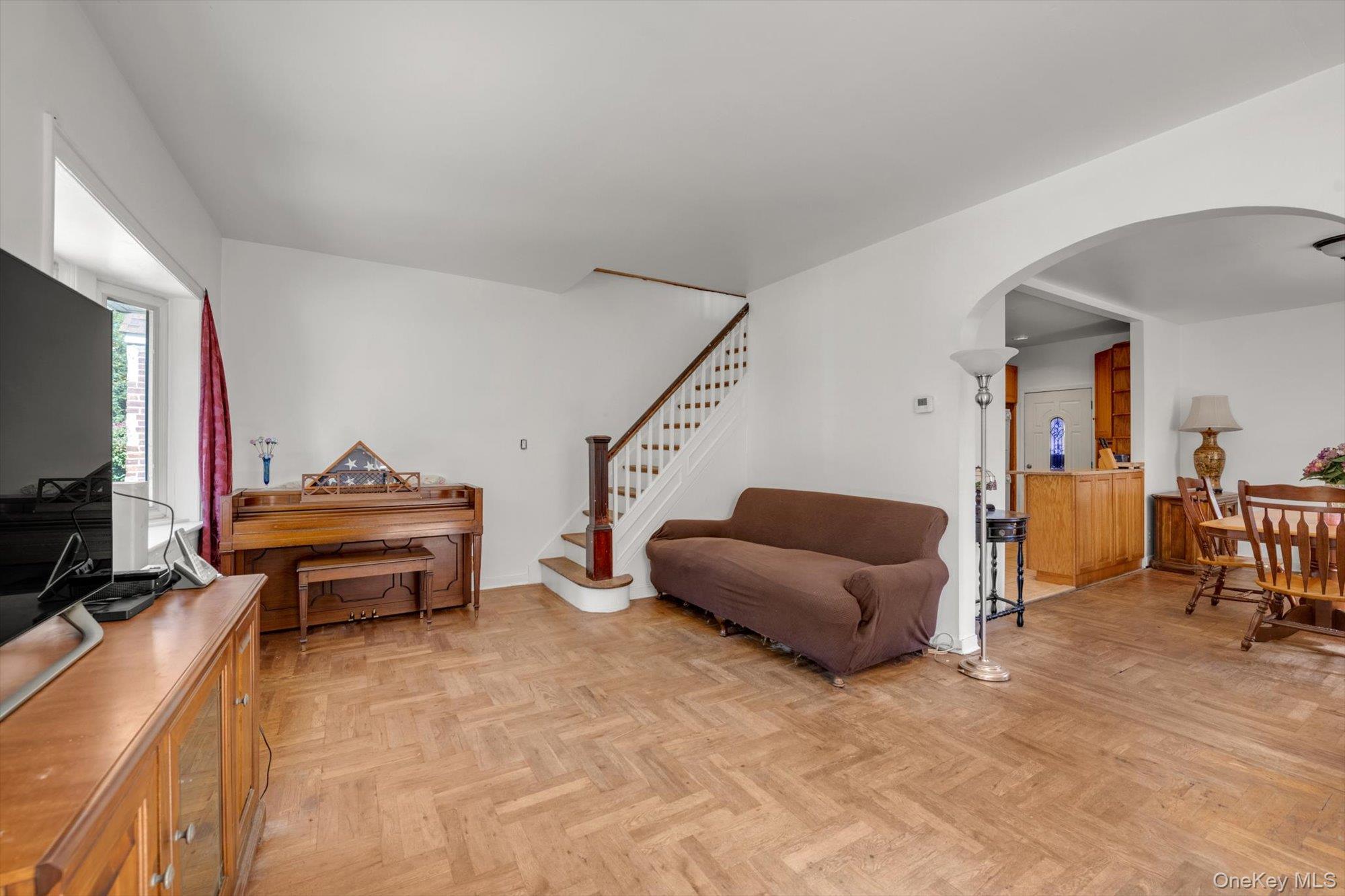 4547 166th Street, Flushing, NY 11358