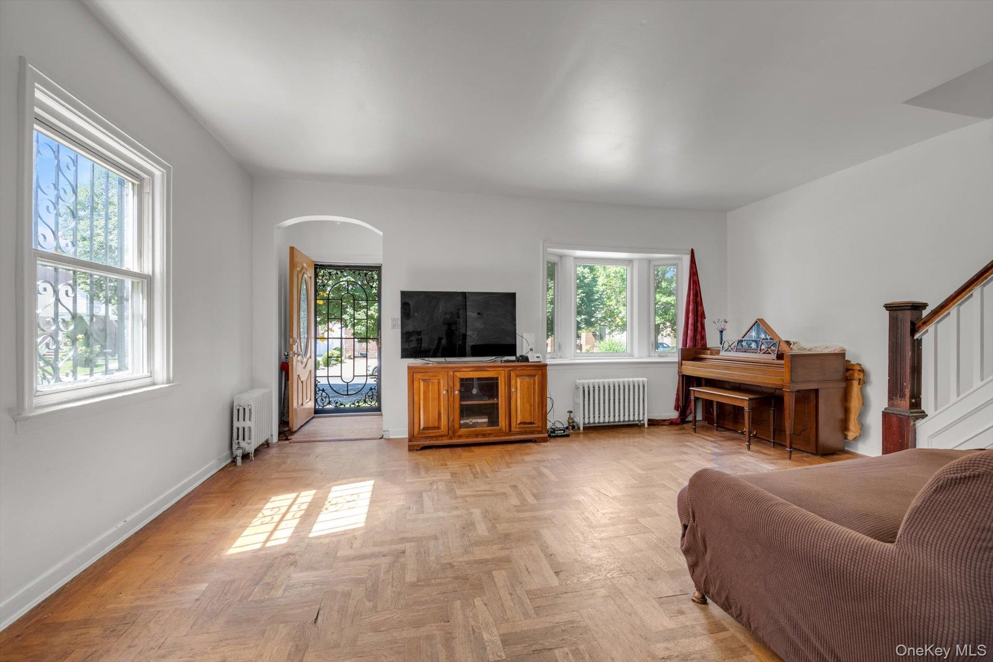 4547 166th Street, Flushing, NY 11358