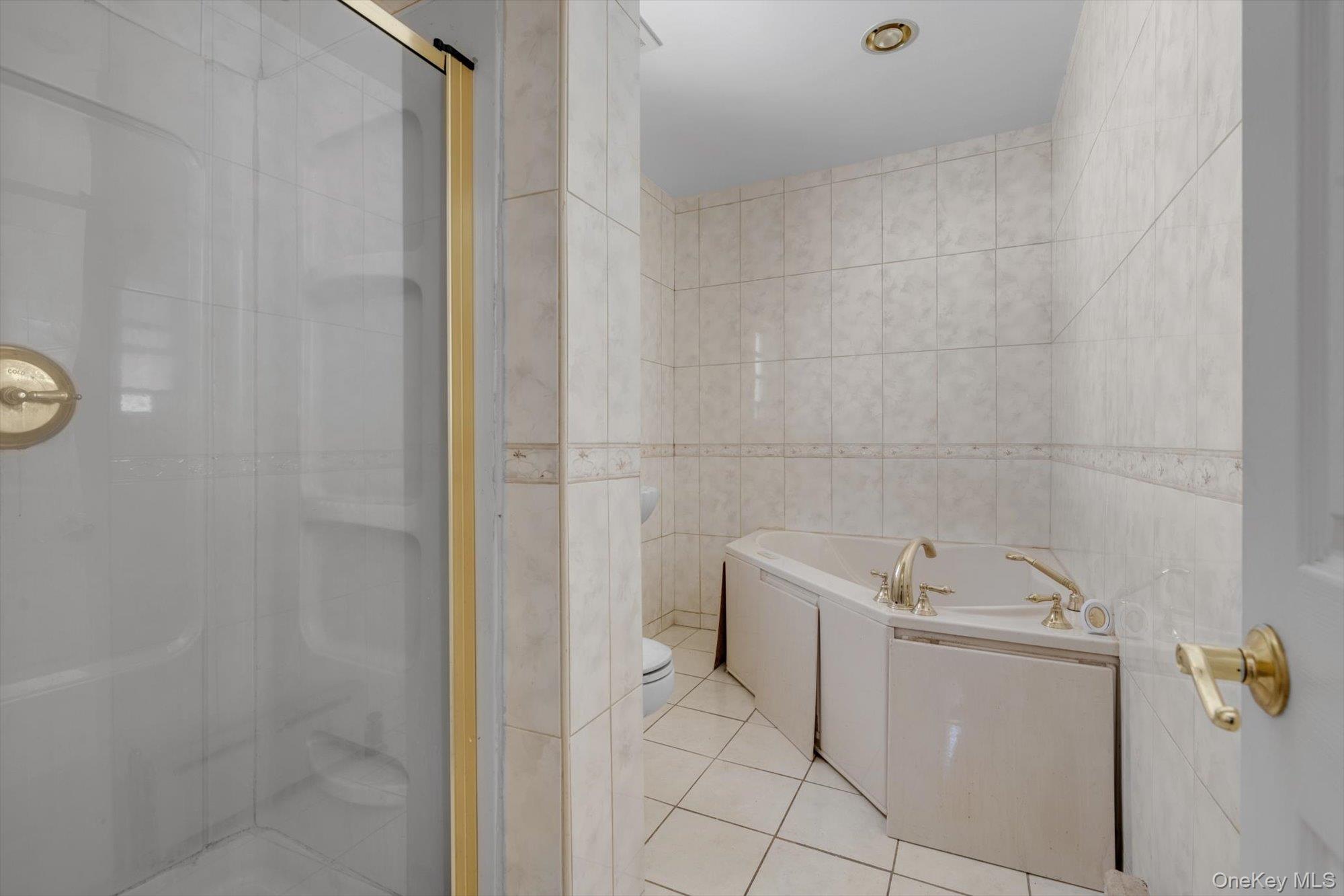 4547 166th Street, Flushing, NY 11358