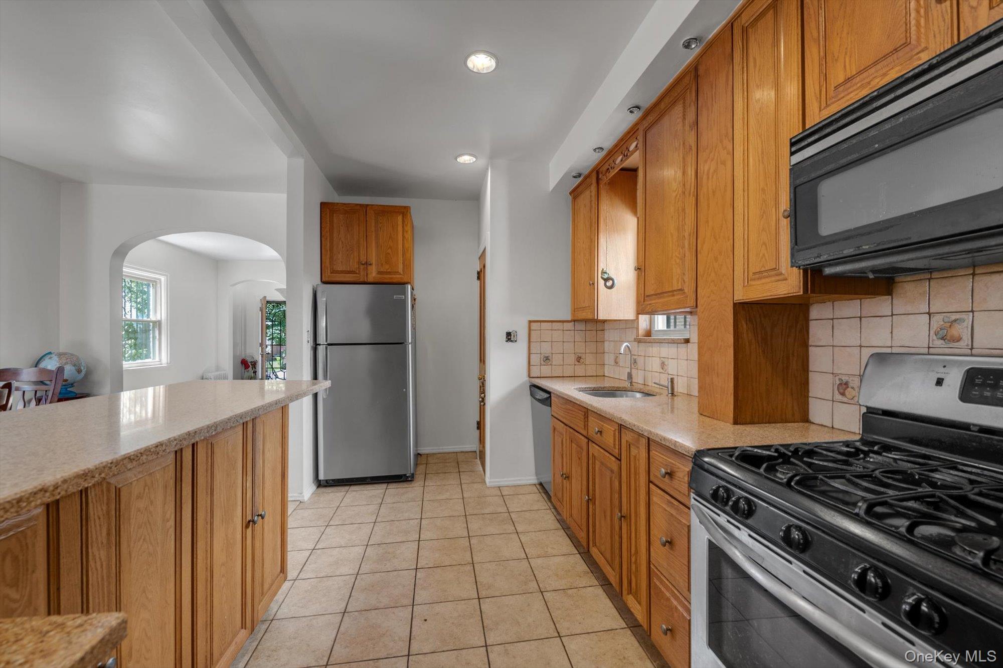 4547 166th Street, Flushing, NY 11358