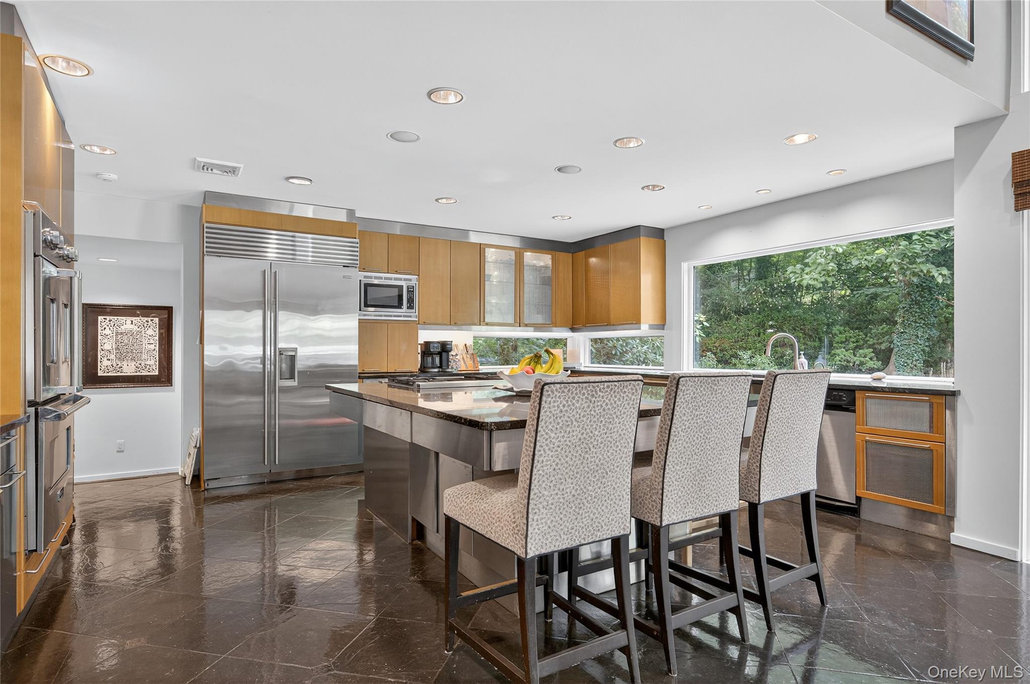 48 Morgan Drive, Old Westbury, NY 11568