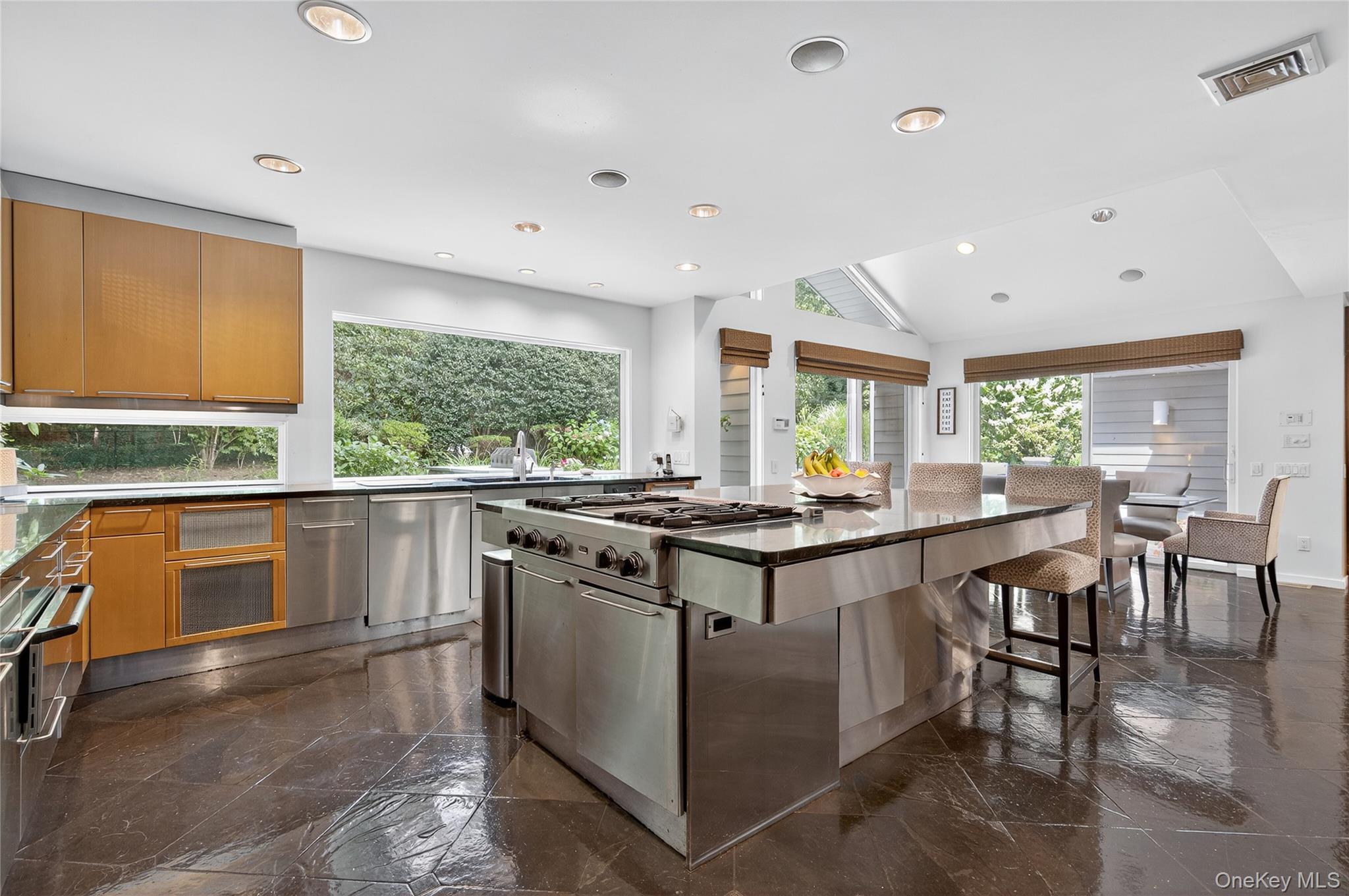 48 Morgan Drive, Old Westbury, NY 11568