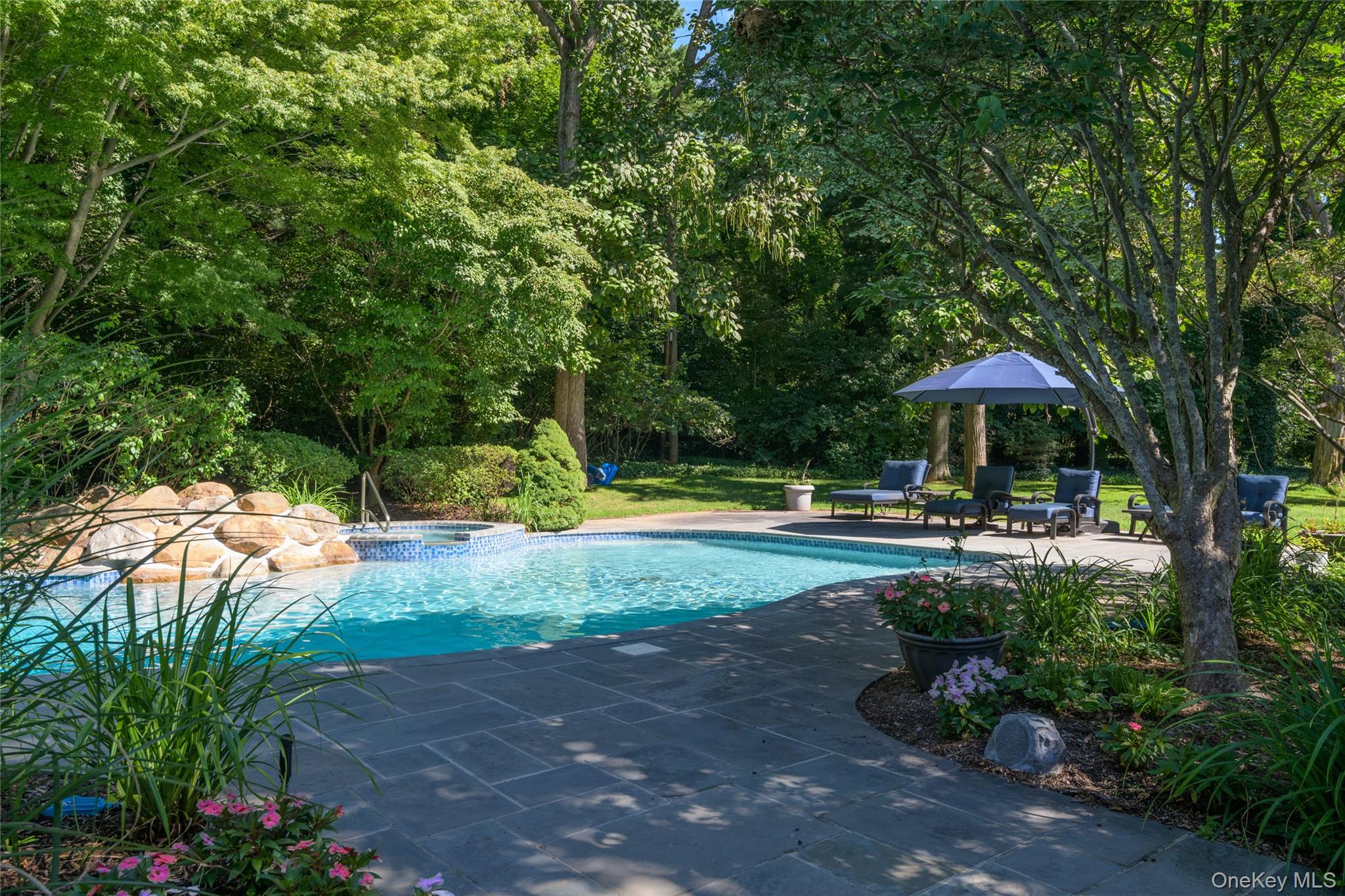 48 Morgan Drive, Old Westbury, NY 11568