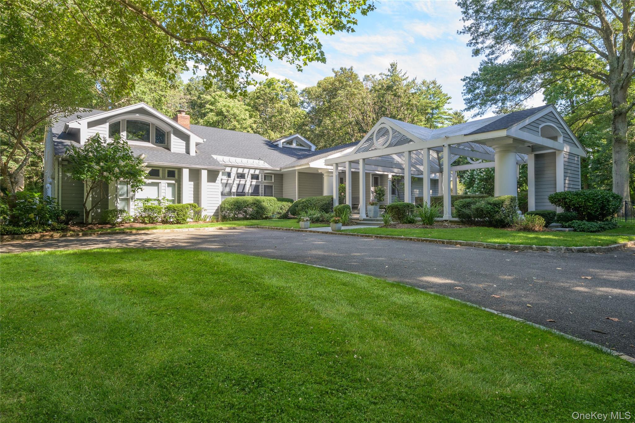 48 Morgan Drive, Old Westbury, NY 11568