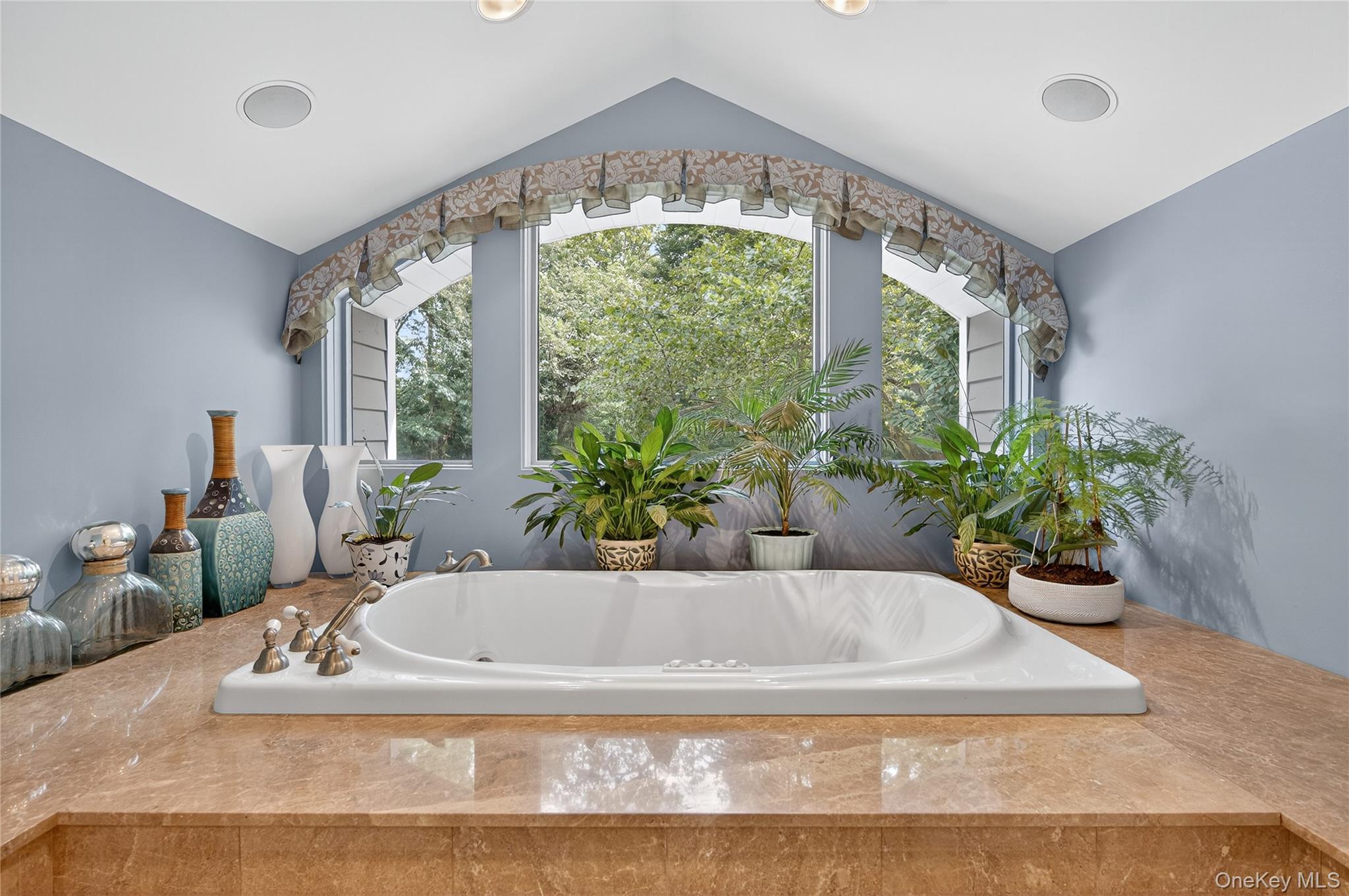 48 Morgan Drive, Old Westbury, NY 11568