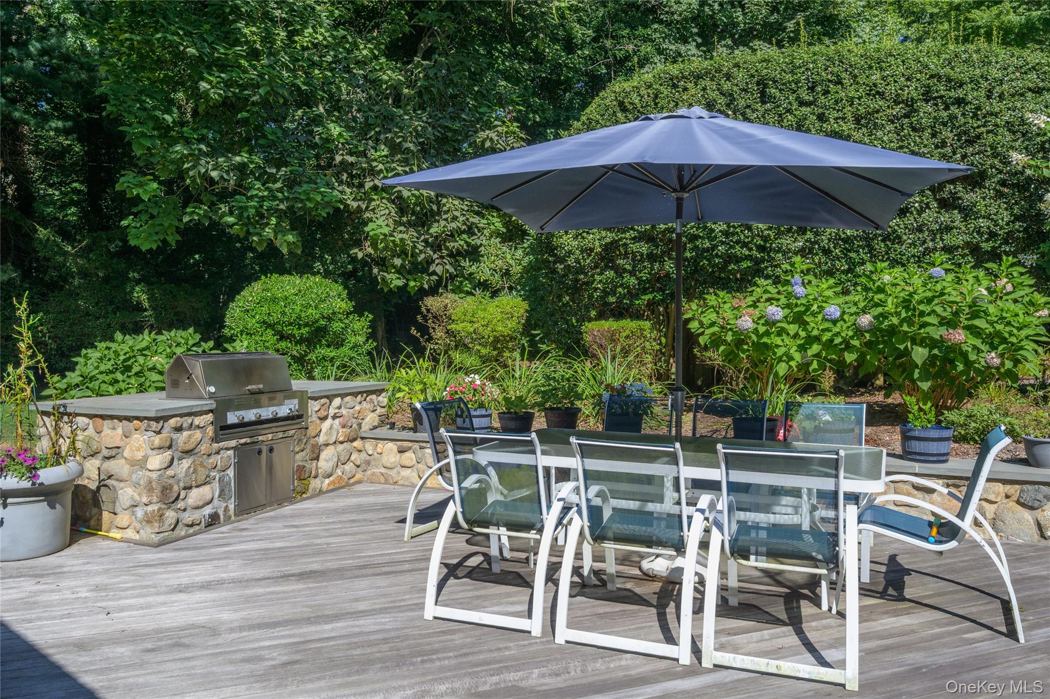 48 Morgan Drive, Old Westbury, NY 11568