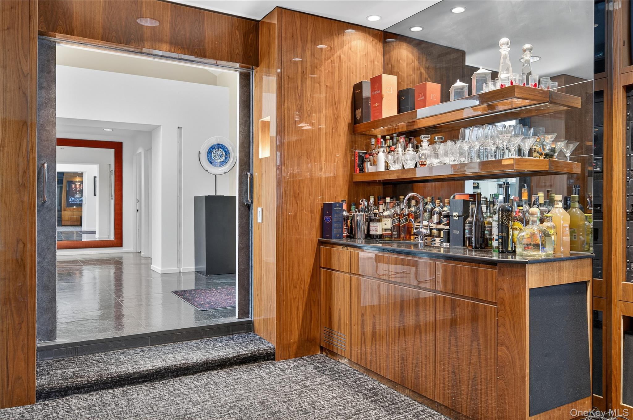 48 Morgan Drive, Old Westbury, NY 11568