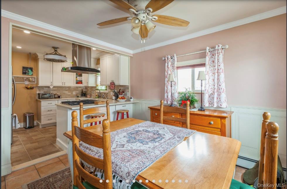 1134 Rosegold Street, Franklin Square, NY 11010