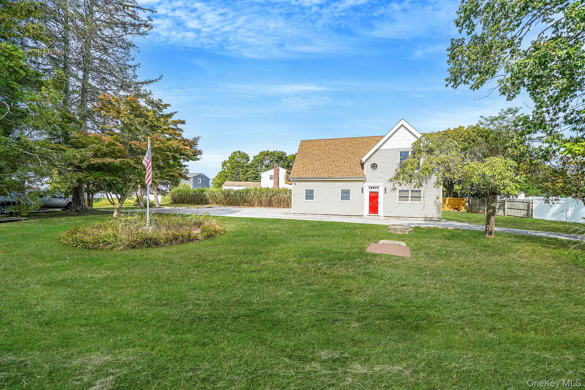 26 Bokel Road, Ronkonkoma, NY 11779