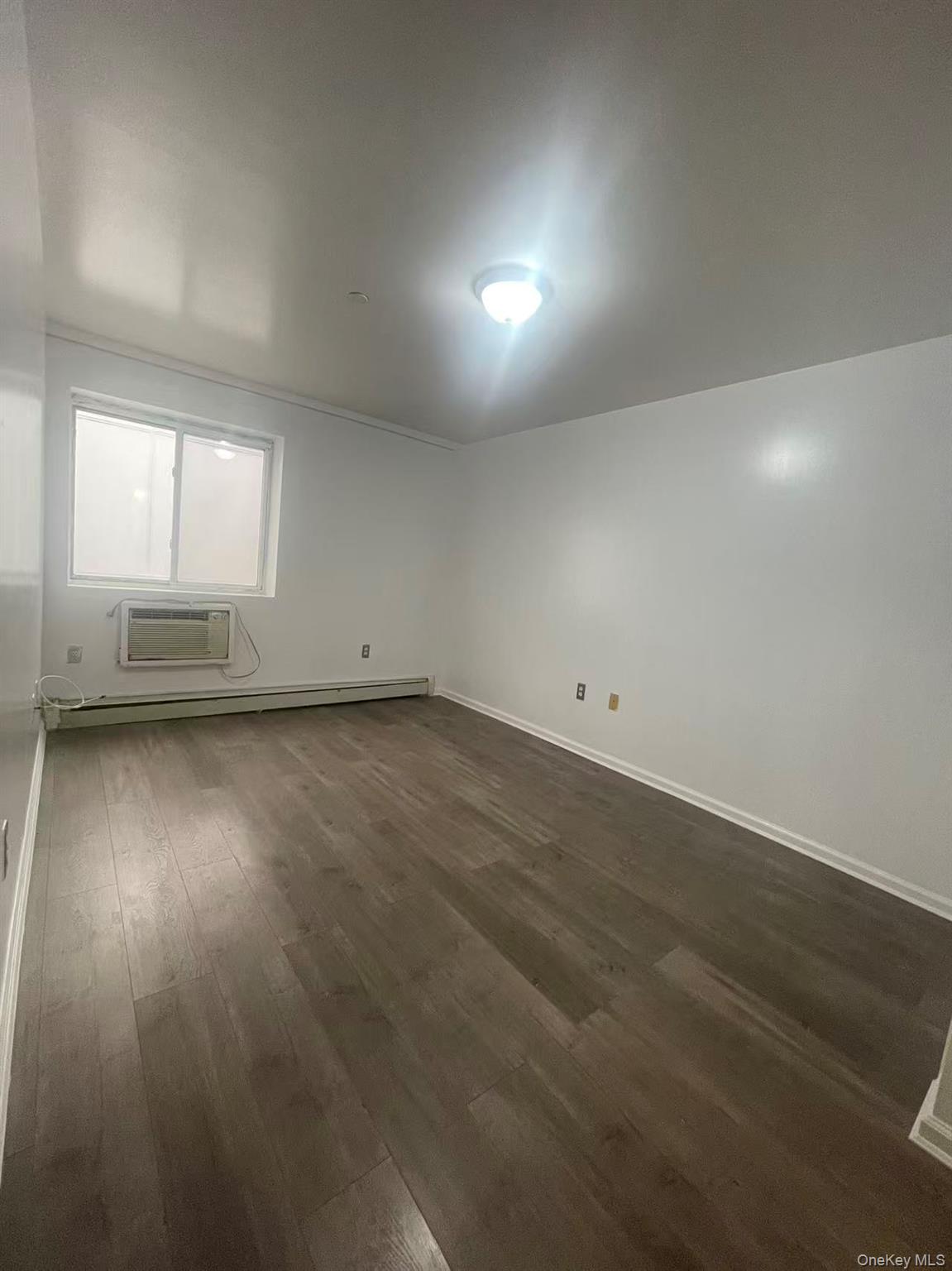 42-11 Parsons Boulevard # 4D, Flushing, NY 11355