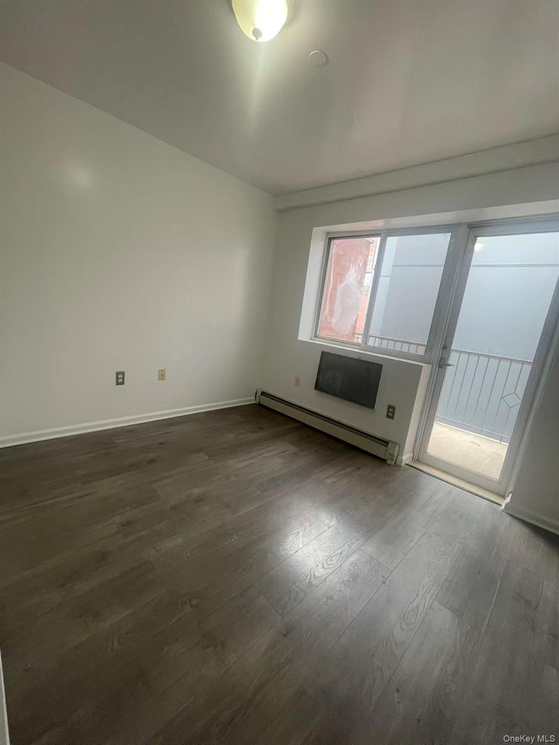 42-11 Parsons Boulevard # 4D, Flushing, NY 11355