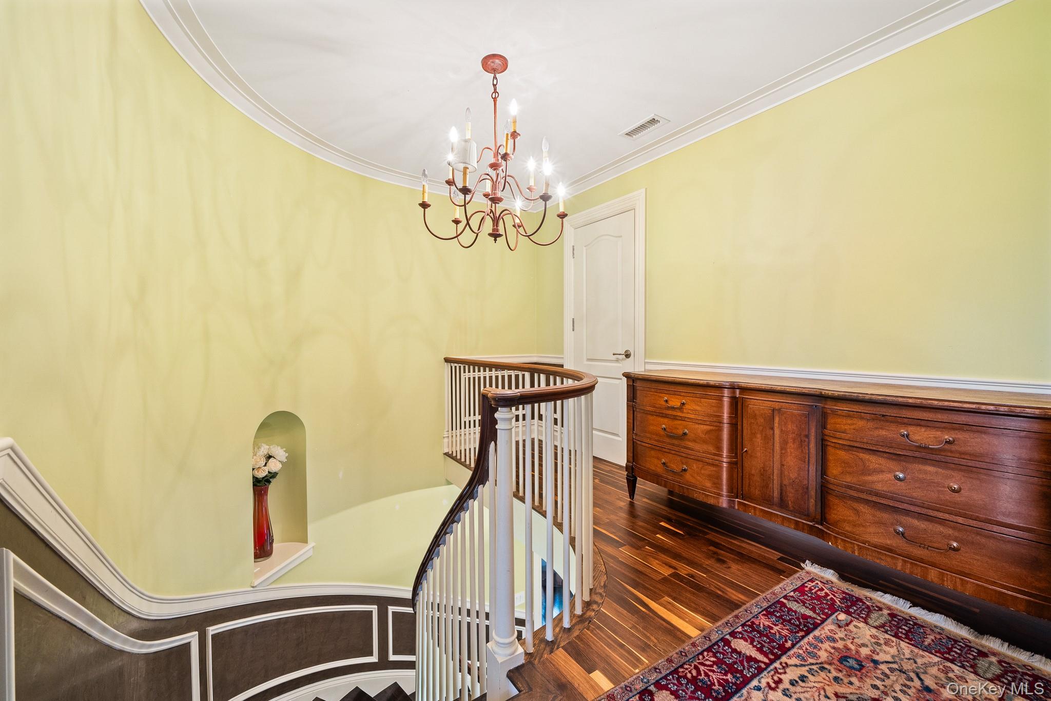 191 Dunwoodie Street, Yonkers, NY 10704