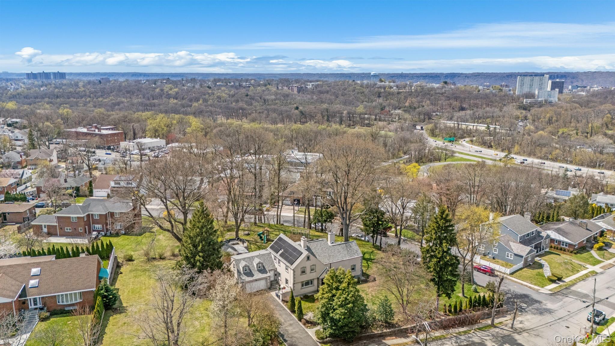 191 Dunwoodie Street, Yonkers, NY 10704