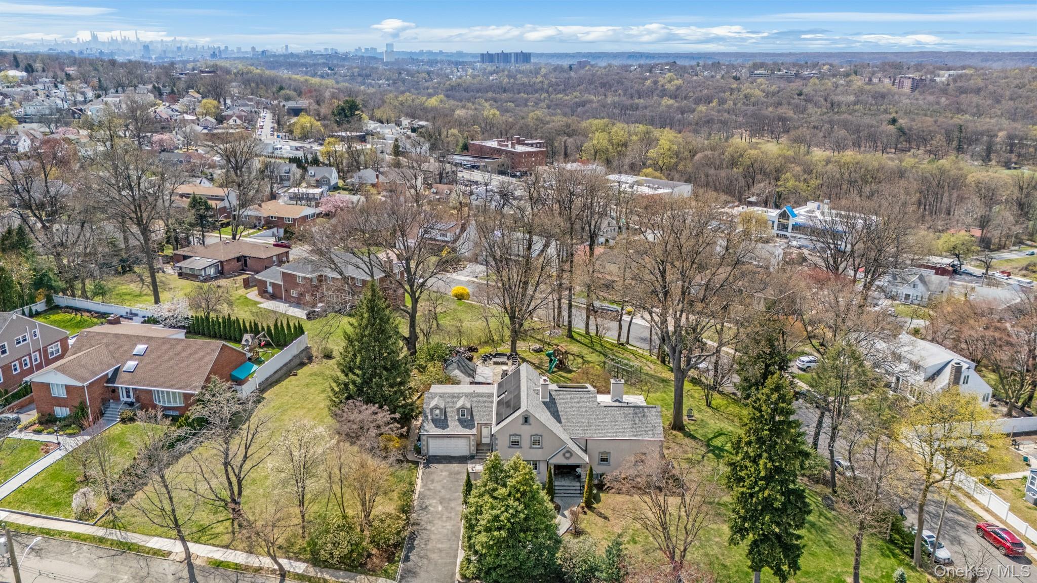 191 Dunwoodie Street, Yonkers, NY 10704