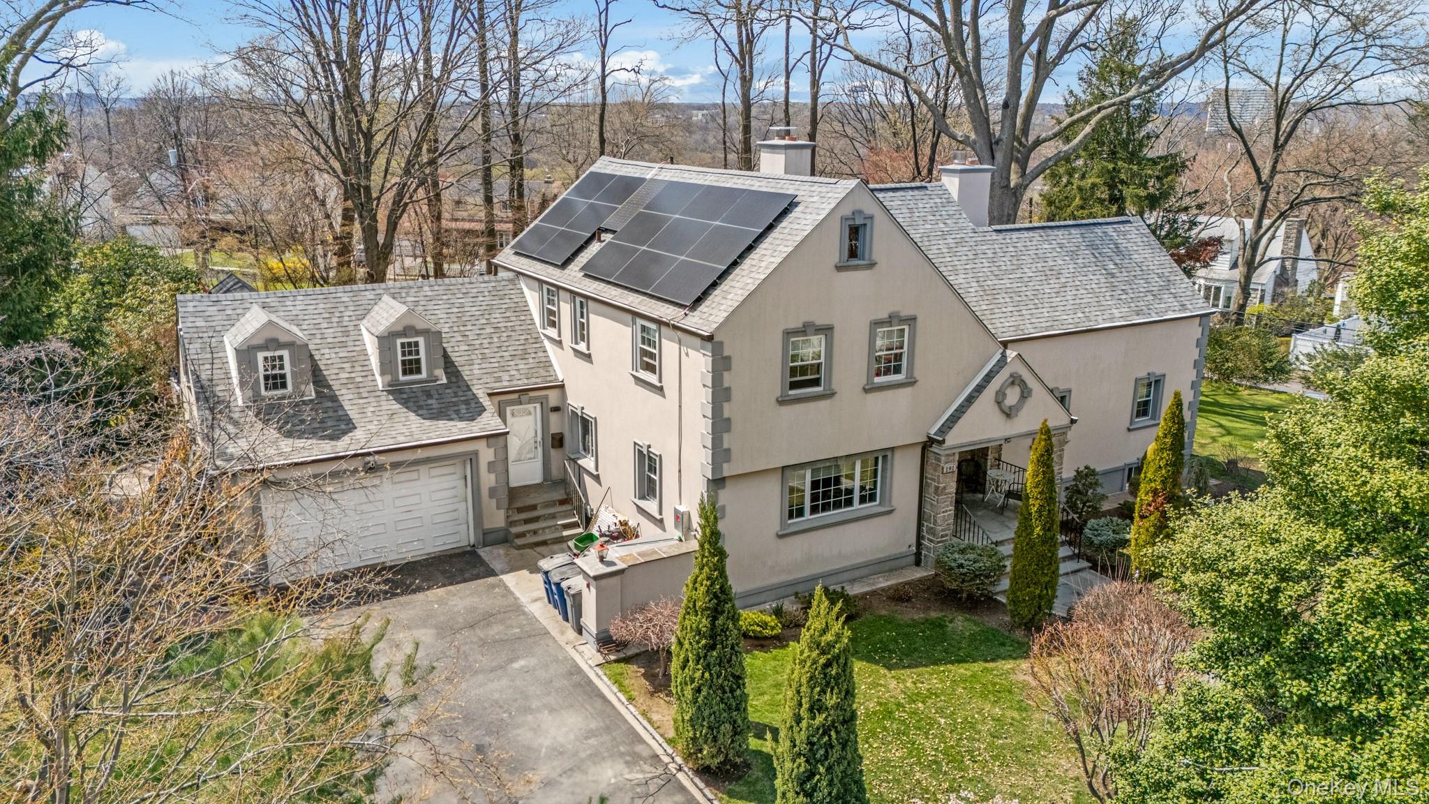 191 Dunwoodie Street, Yonkers, NY 10704