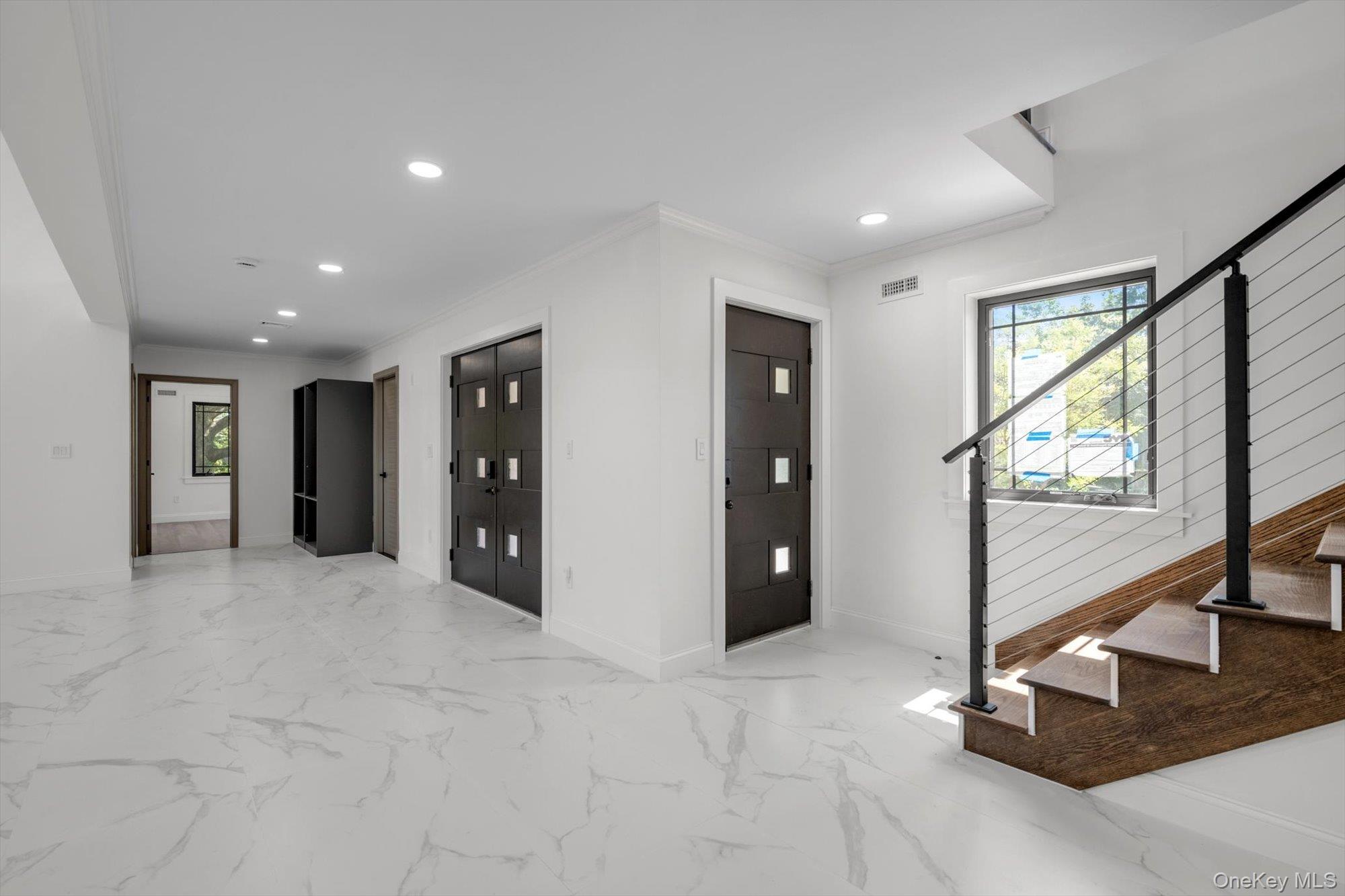 16515 Cross Island Parkway, Whitestone, NY 11357