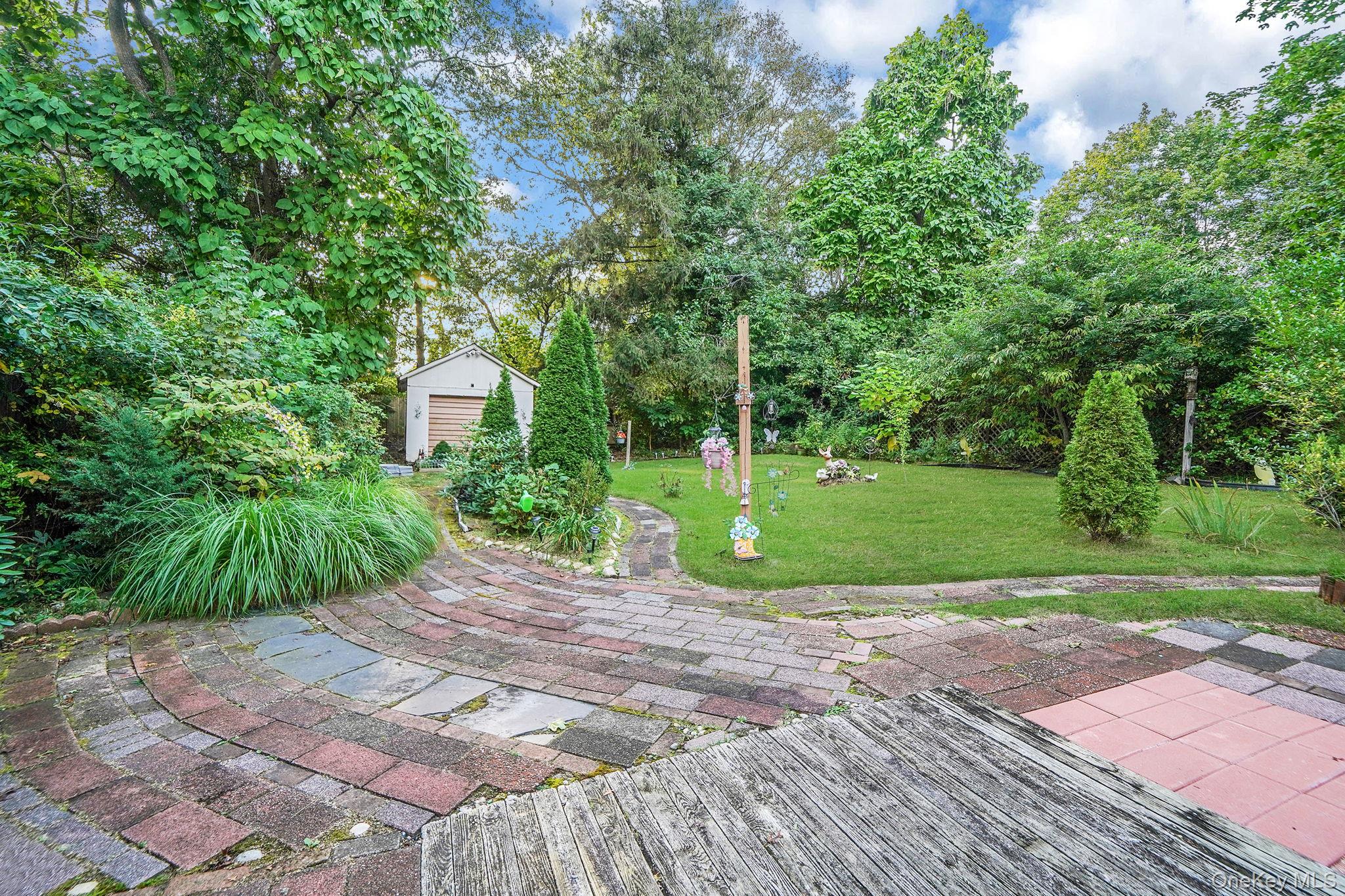 94 Berkshire Drive, Farmingville, NY 11738