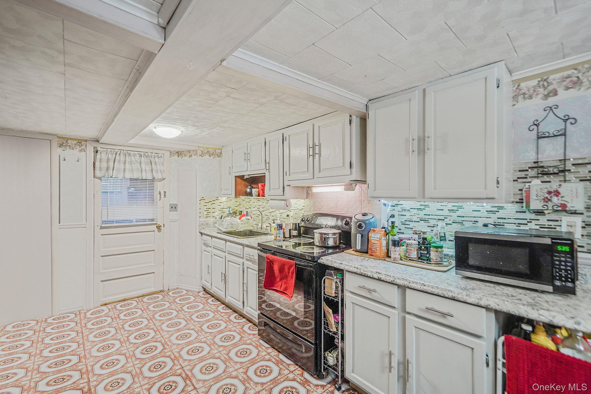 94 Berkshire Drive, Farmingville, NY 11738