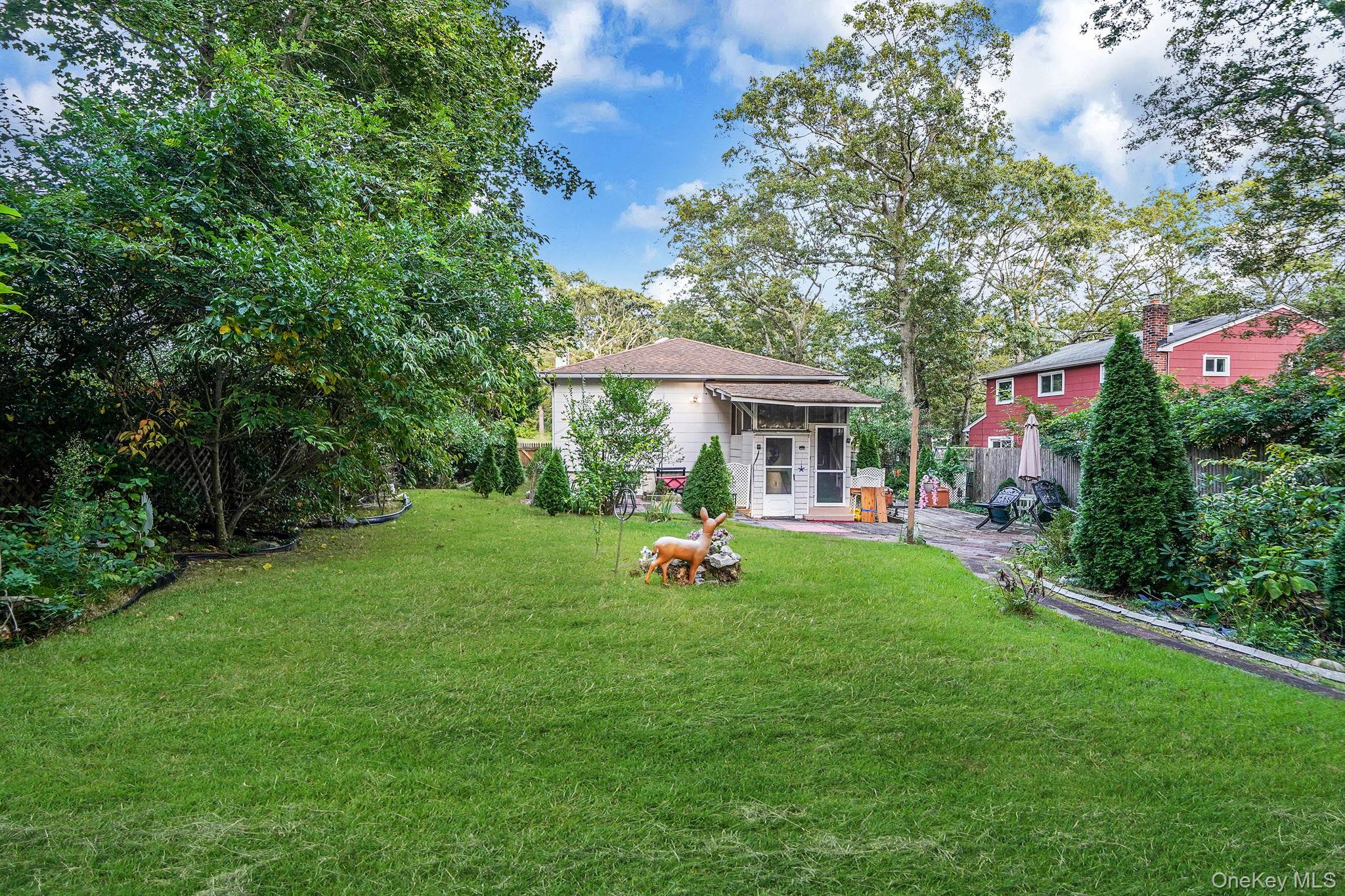 94 Berkshire Drive, Farmingville, NY 11738