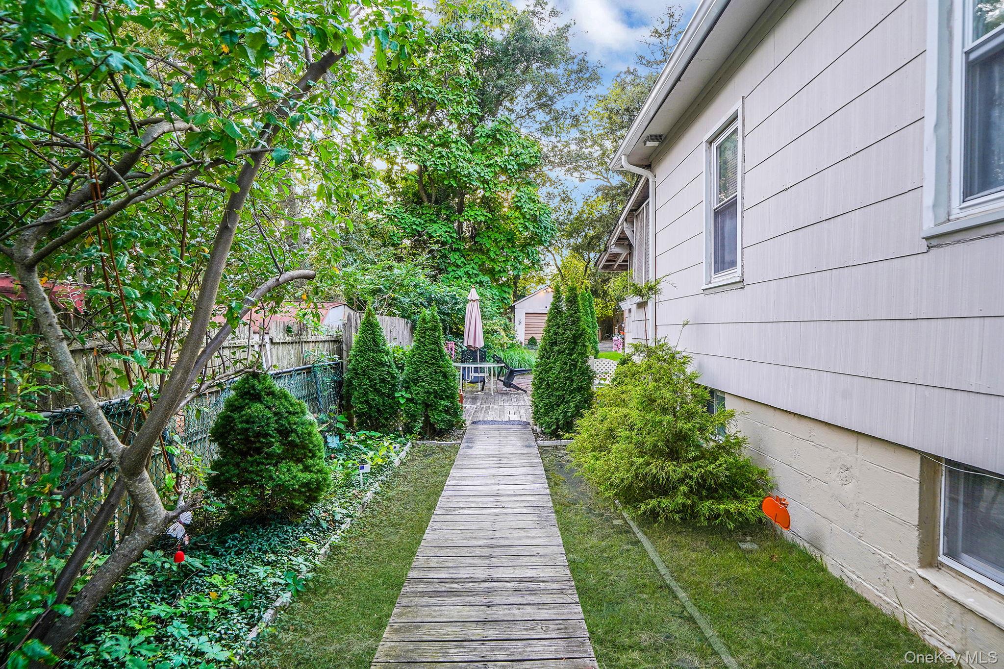 94 Berkshire Drive, Farmingville, NY 11738