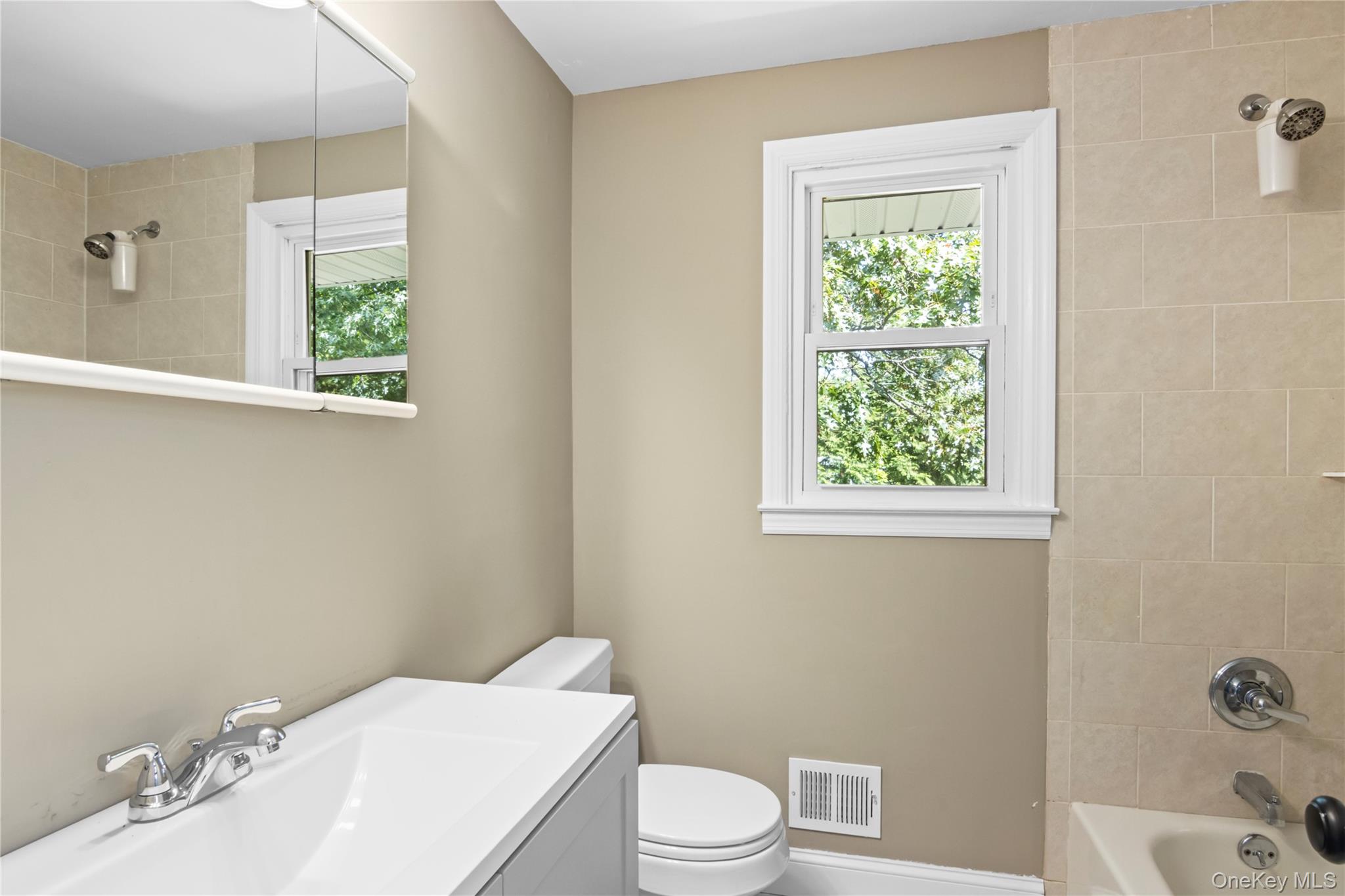 2 Puritan Path, Port Jefferson, NY 11777