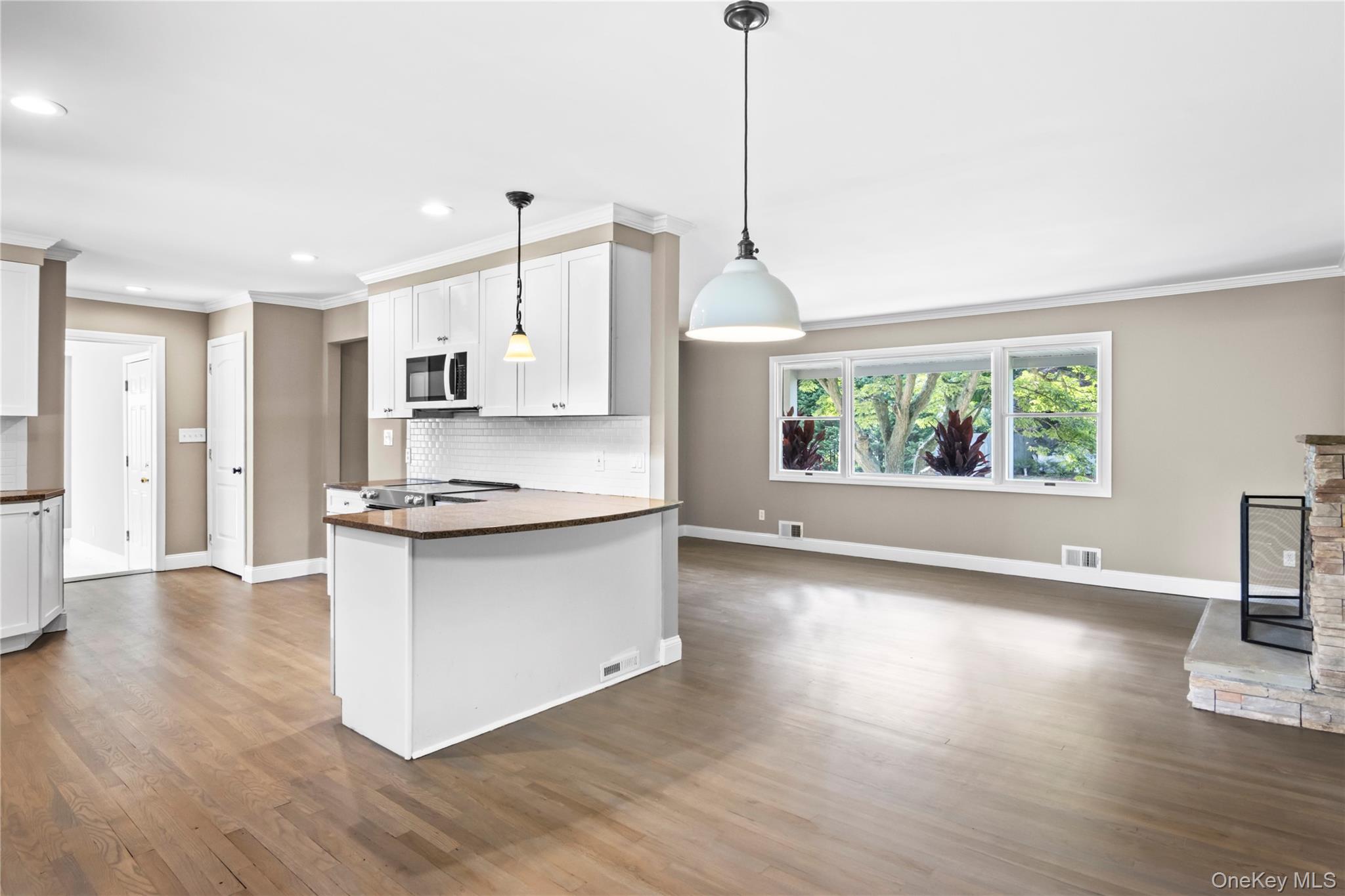 2 Puritan Path, Port Jefferson, NY 11777