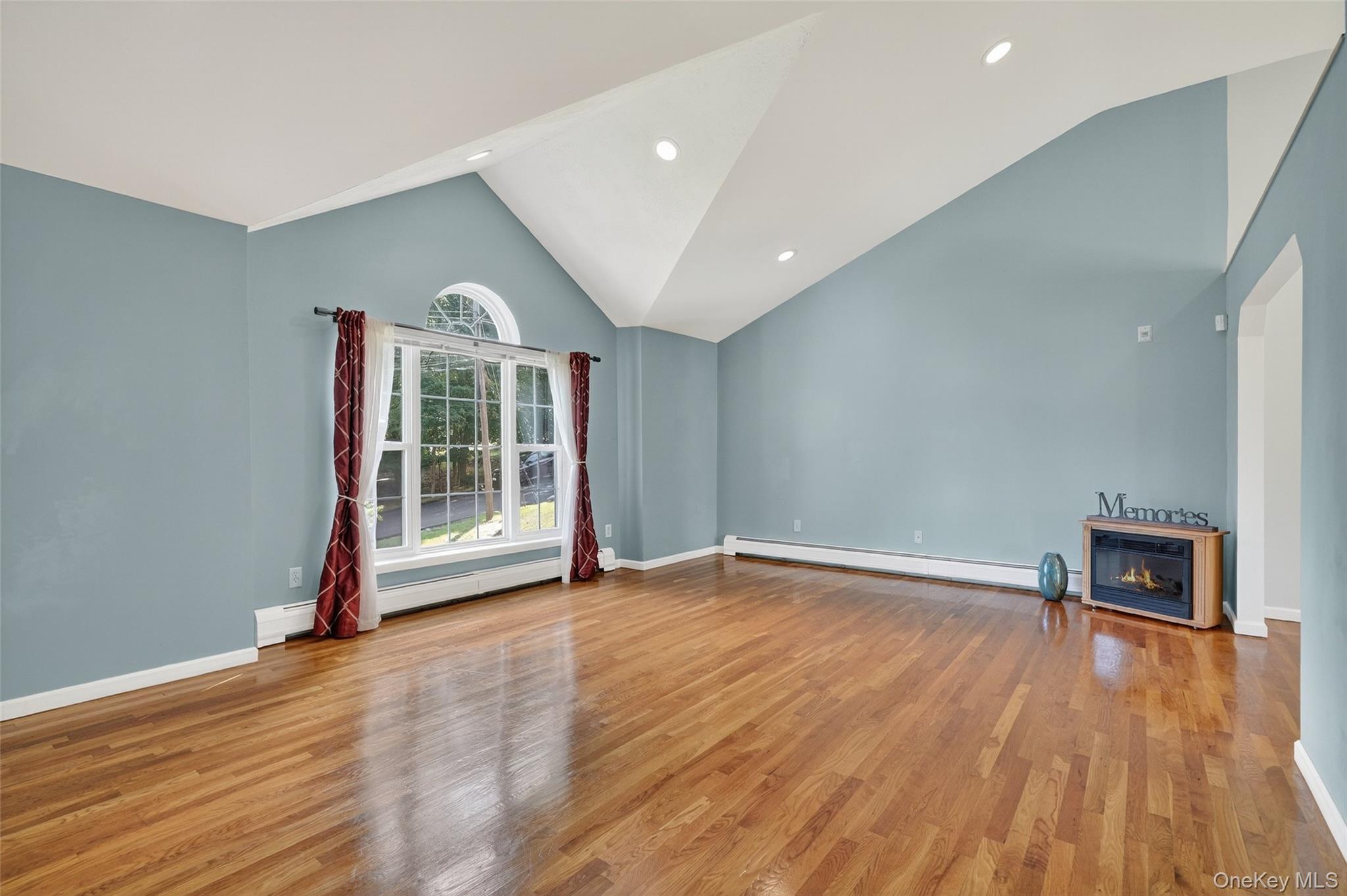 12 Cedar Lane, Thiells, NY 10984