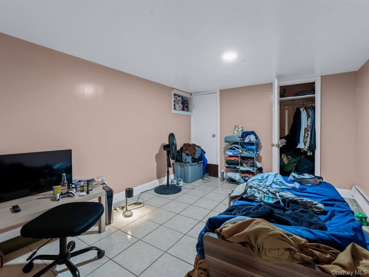 24016 128th Road, Rosedale, NY 11422