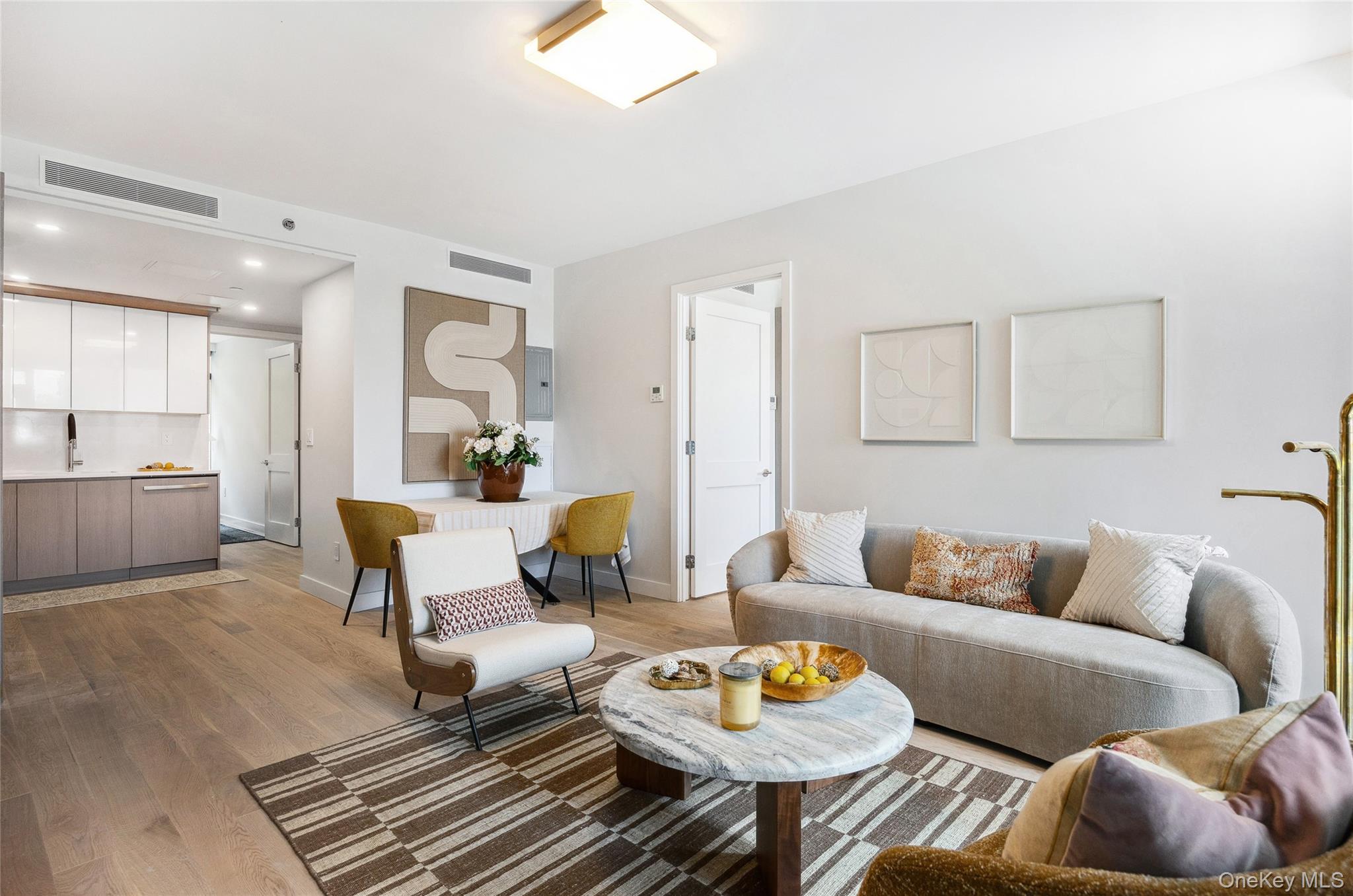 38-20 Parsons Boulevard # 324, Flushing, NY 11354