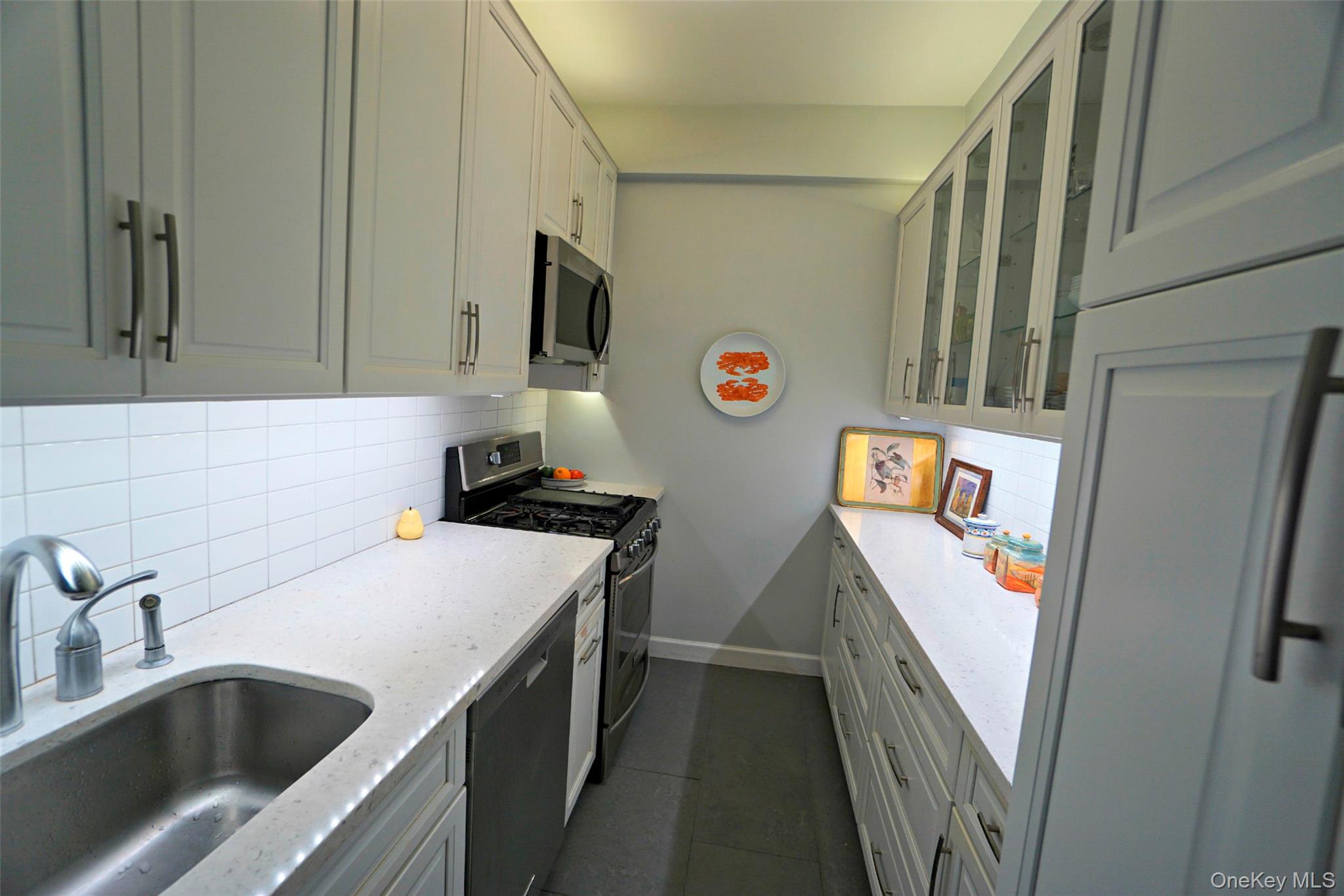 73-37 Austin Street # 2D, Forest Hills, NY 11375