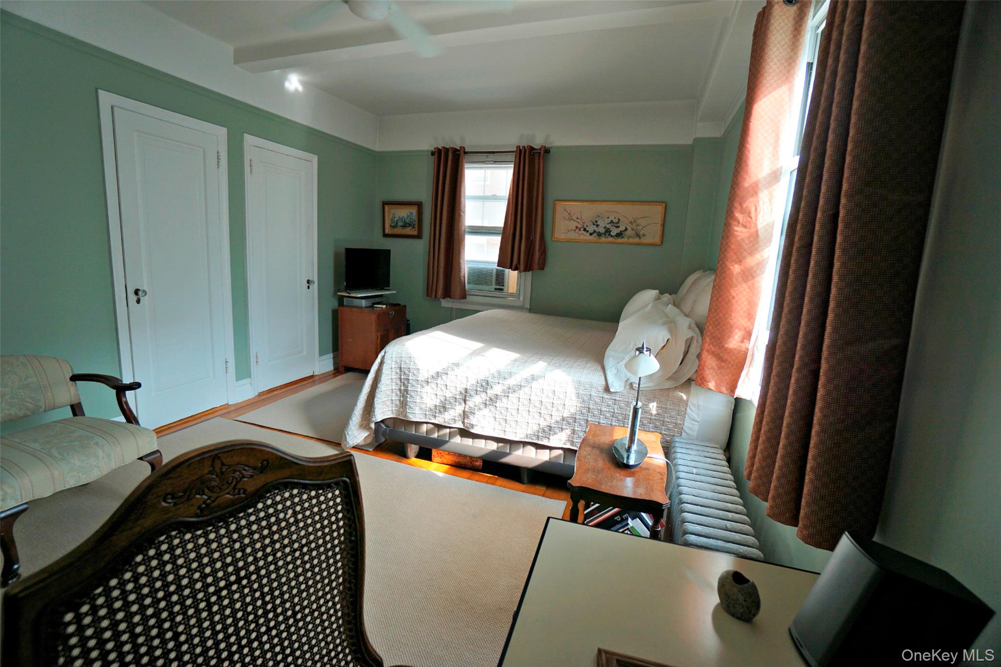 73-37 Austin Street # 2D, Forest Hills, NY 11375