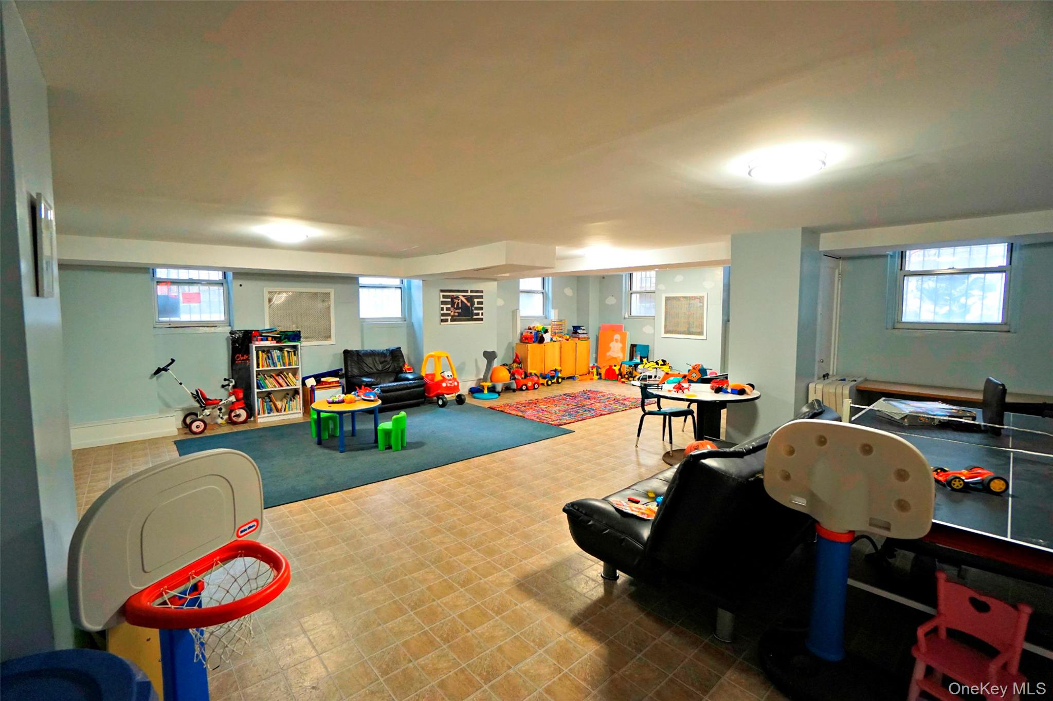 73-37 Austin Street # 2D, Forest Hills, NY 11375