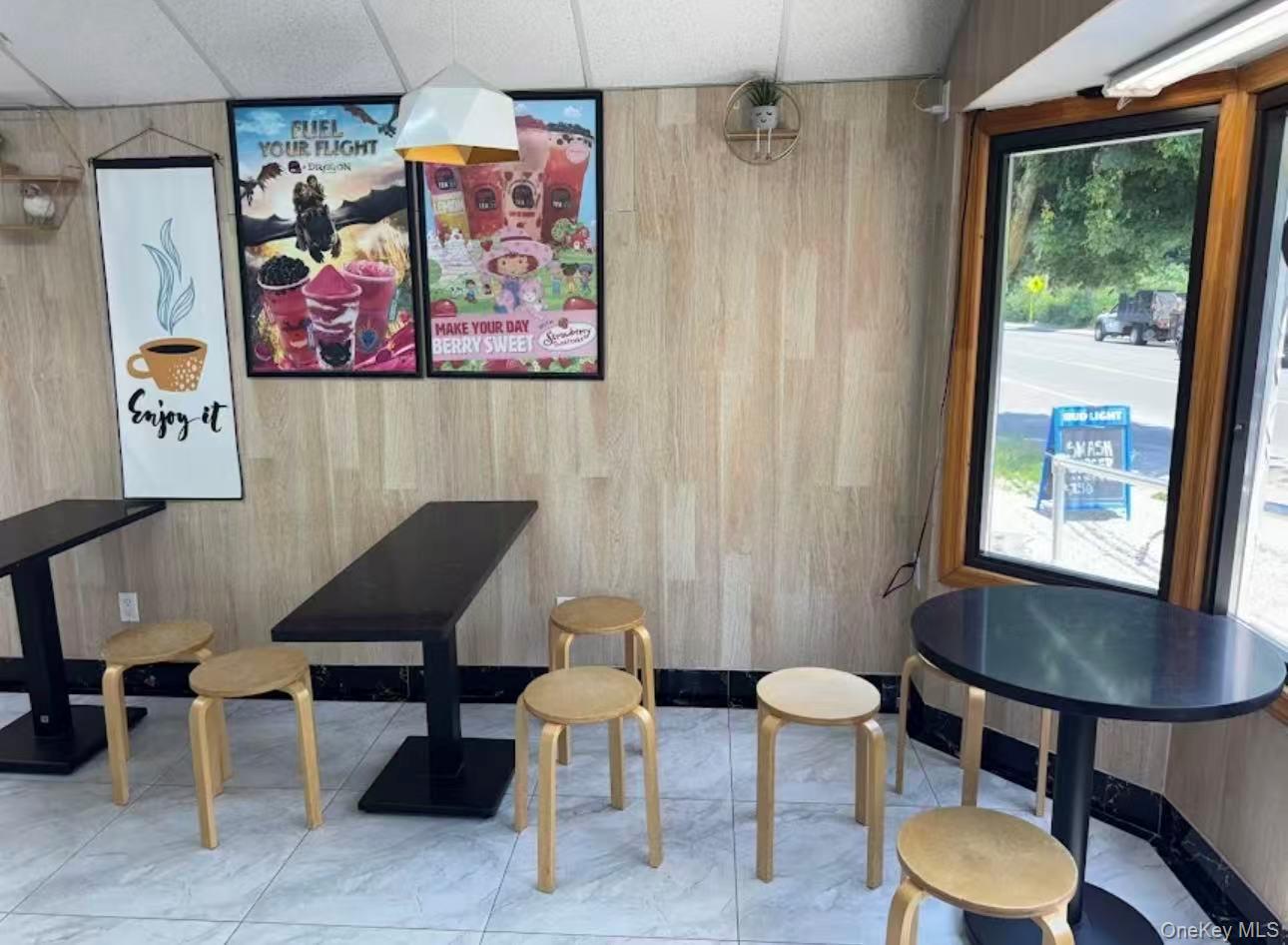 1009 N country rd, Stony Brook, NY 11790