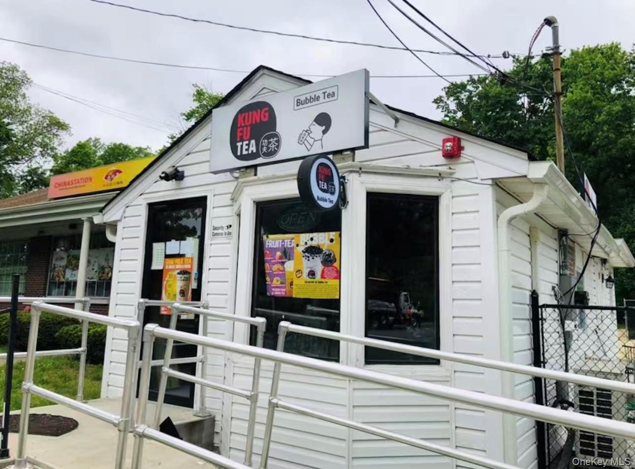 1009 N country rd, Stony Brook, NY 11790