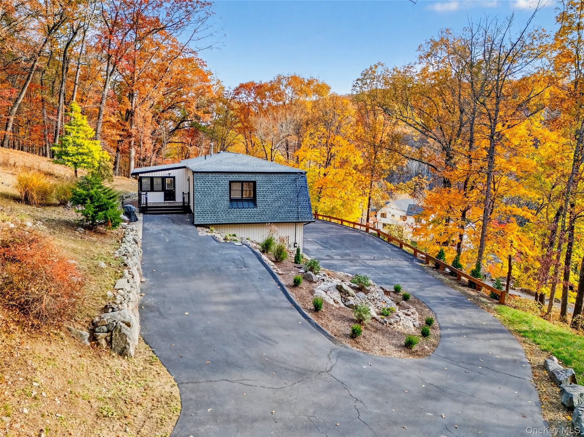 9 Tiorati Trail, Stony Point, NY 10980