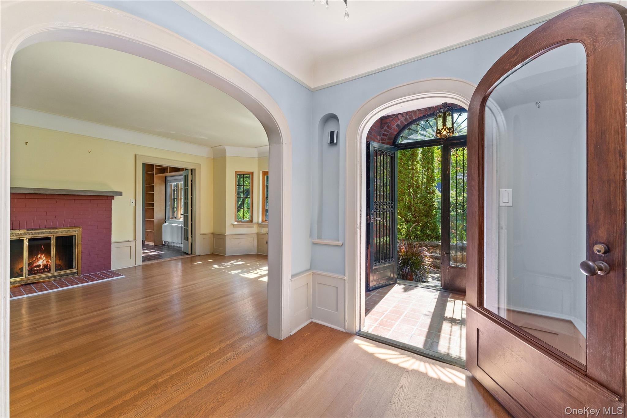 66 Rossmore Avenue, Bronxville, NY 10708