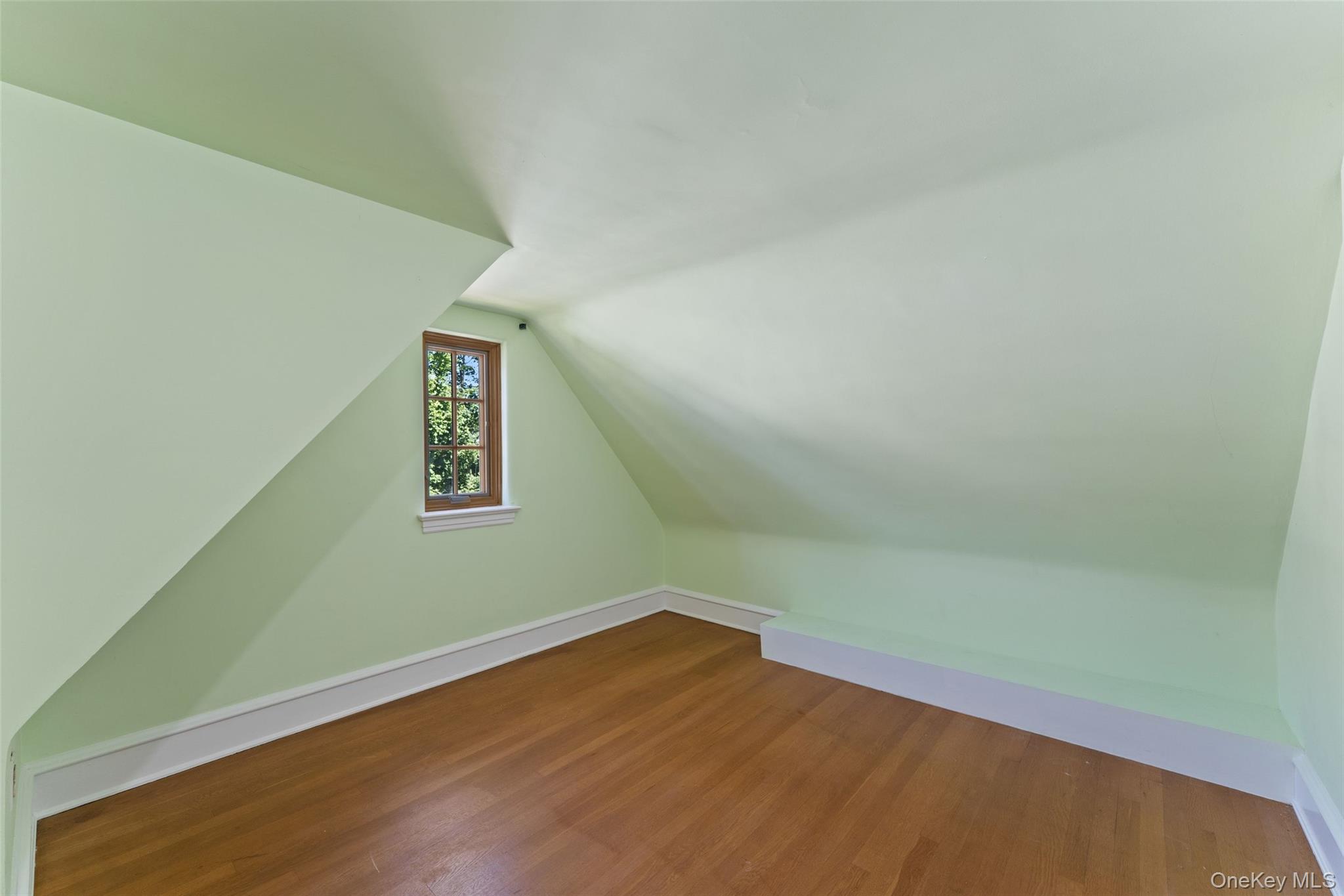 66 Rossmore Avenue, Bronxville, NY 10708