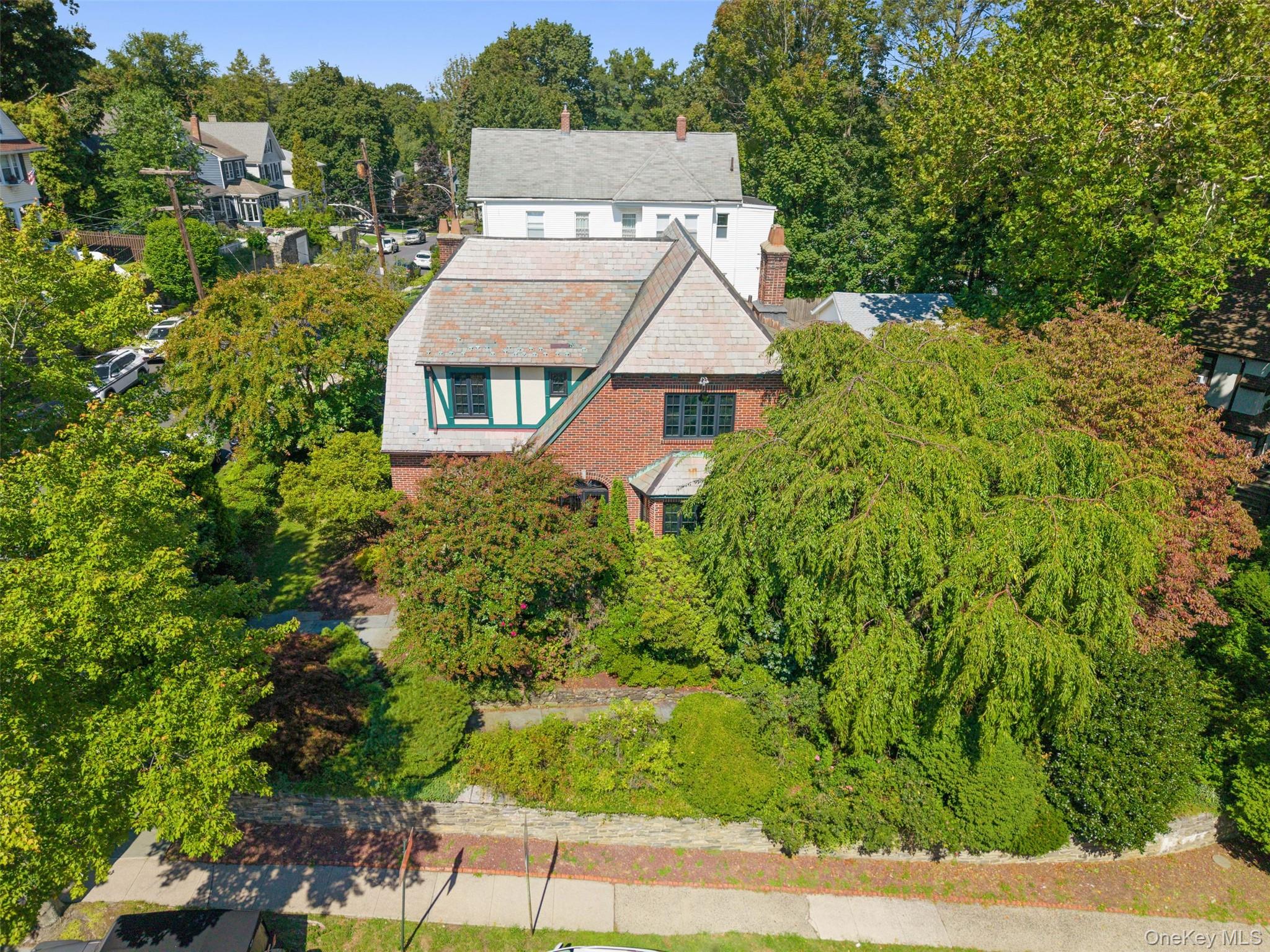 66 Rossmore Avenue, Bronxville, NY 10708