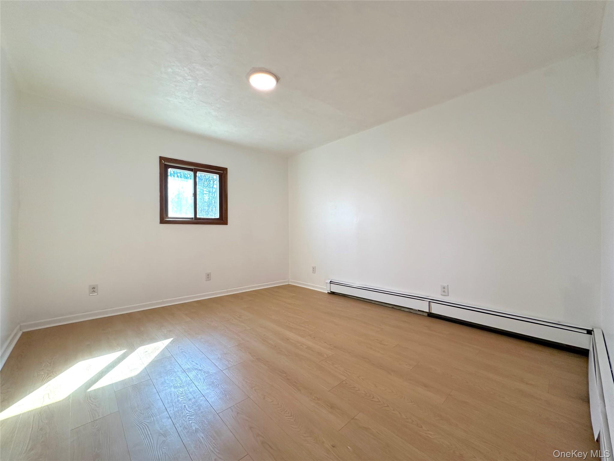 15 Cook Lane, Gardiner, NY 12525