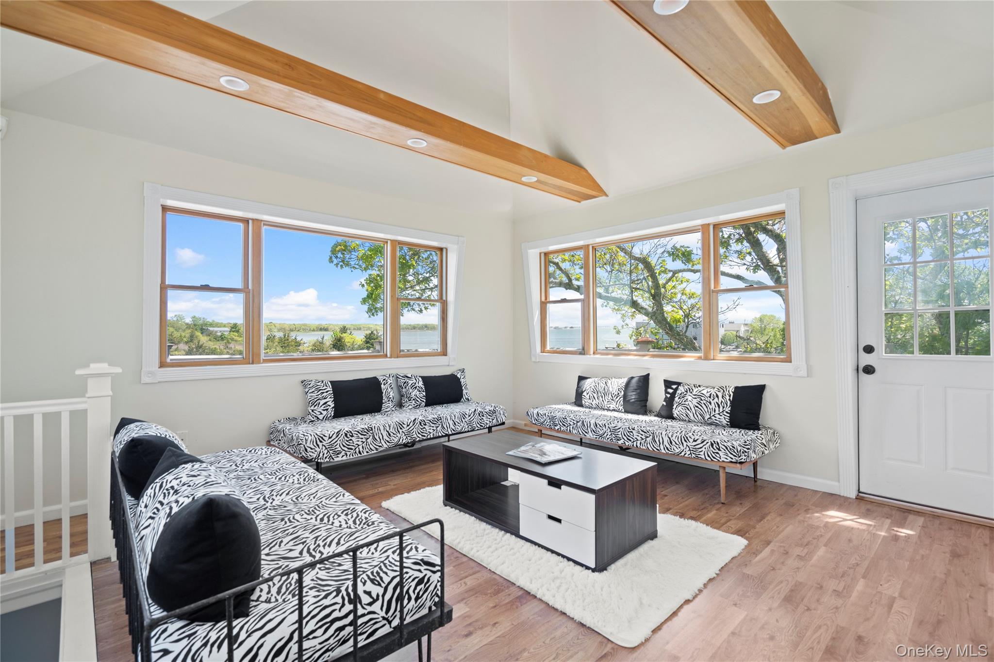 55 W End Avenue, East Quogue, NY 11942