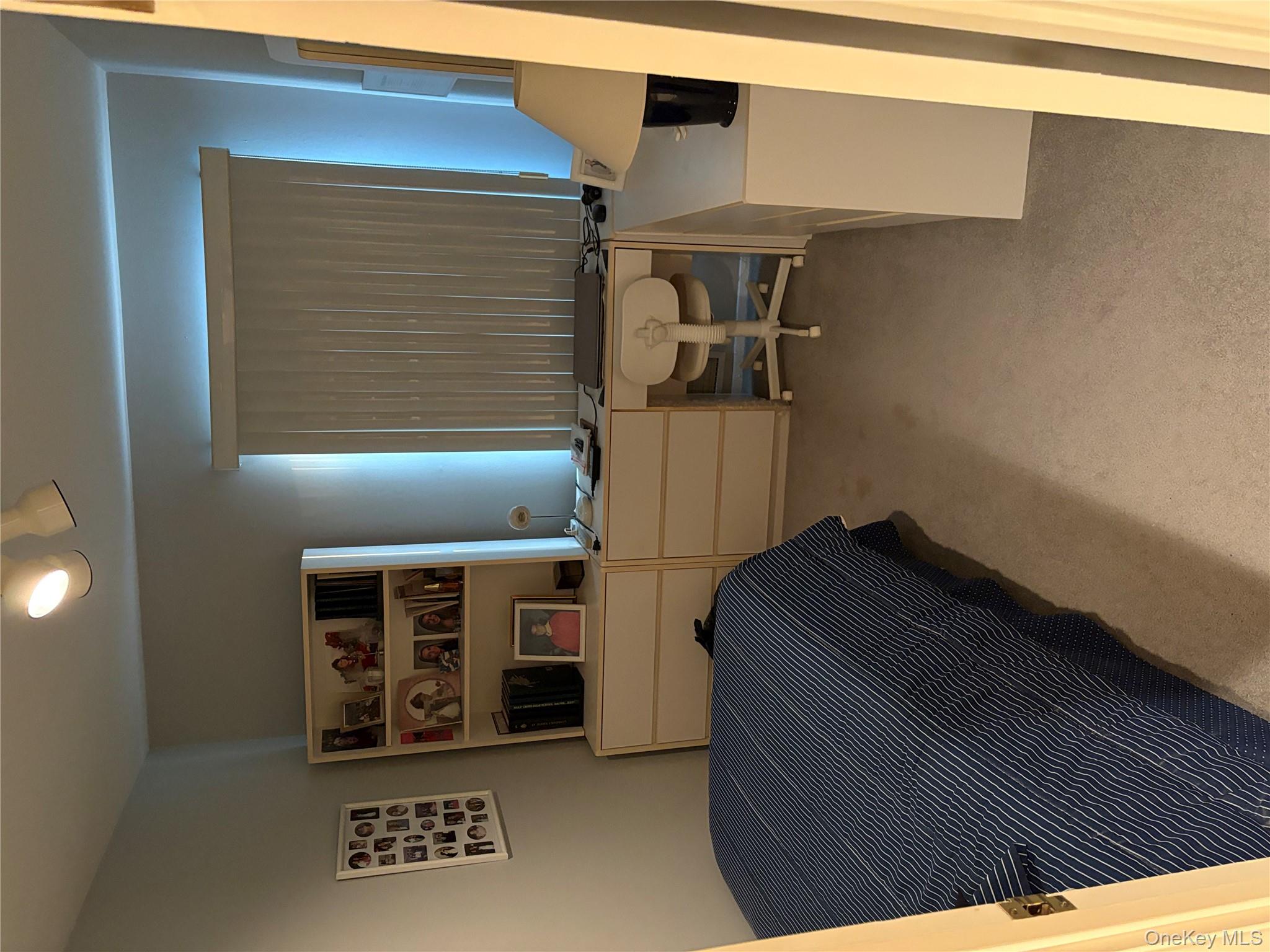 25011 40th Avenue, Little Neck, NY 11363