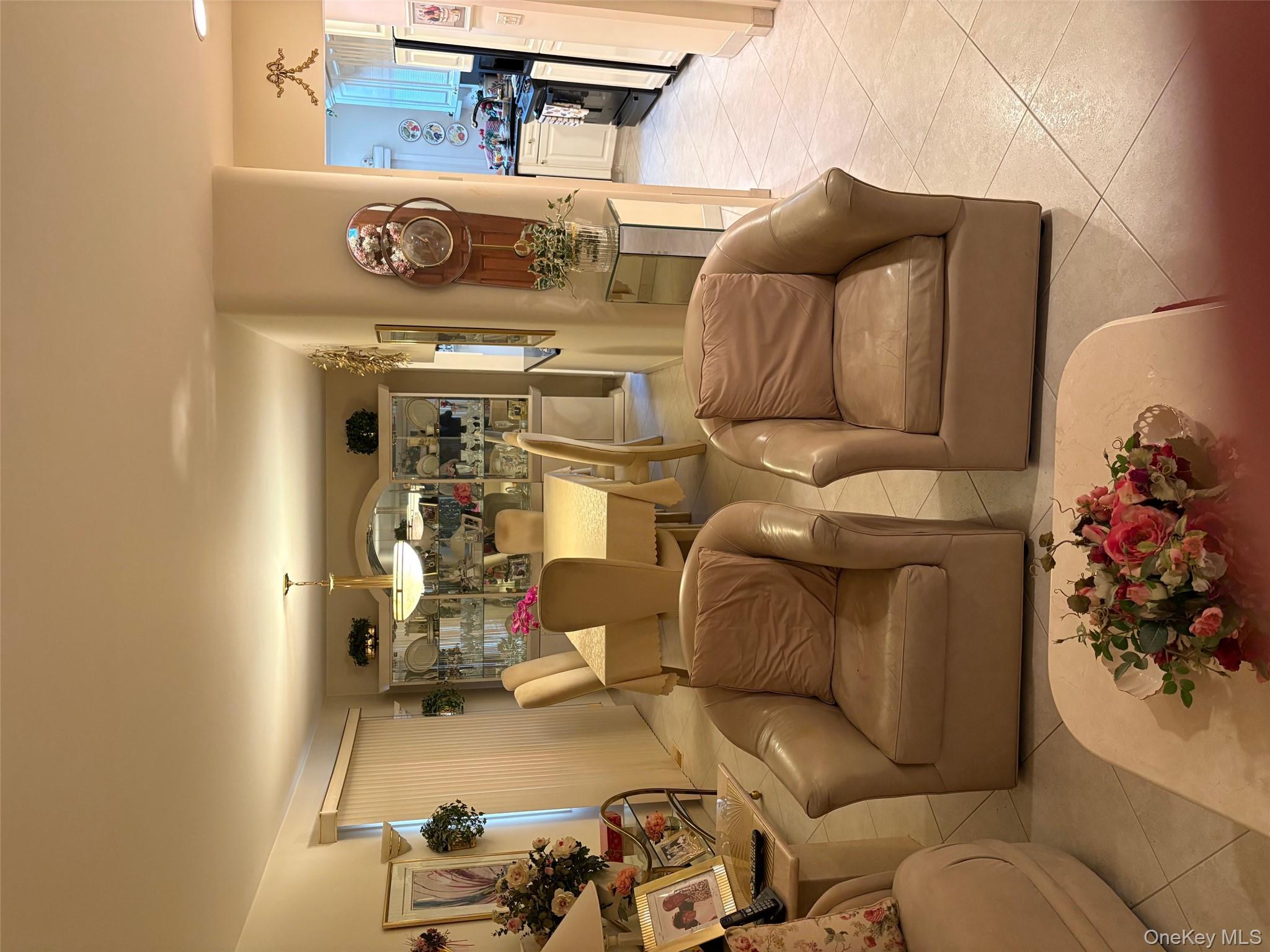 25011 40th Avenue, Little Neck, NY 11363